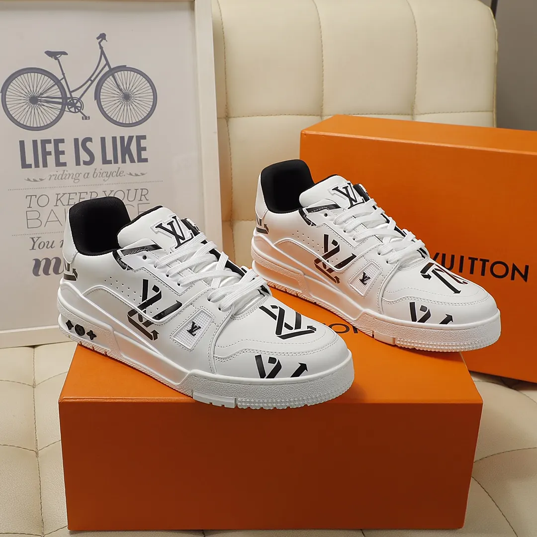 Louis Vuitton Sneakers