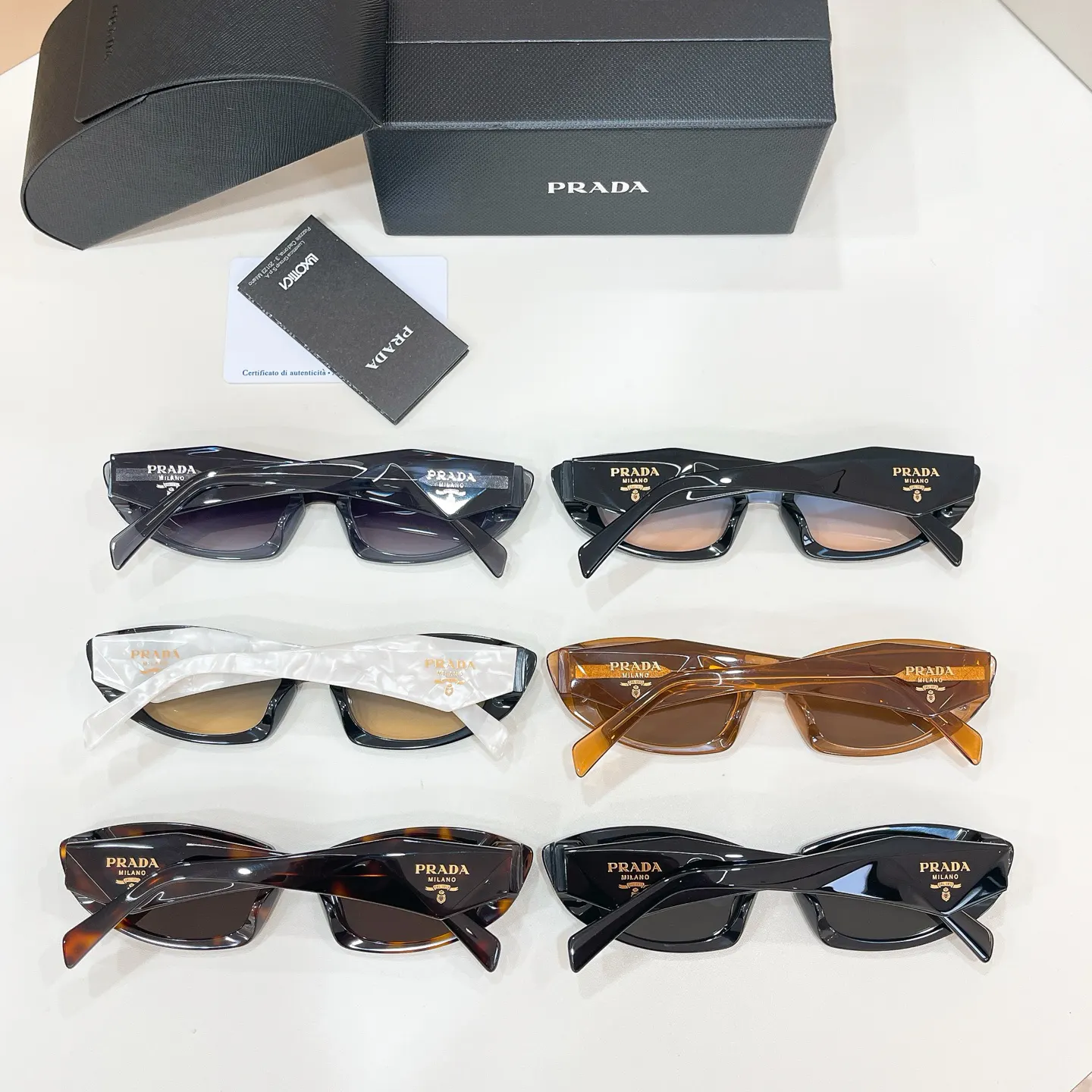 PRADA PR 2150S 太阳眼镜 时尚遮阳款