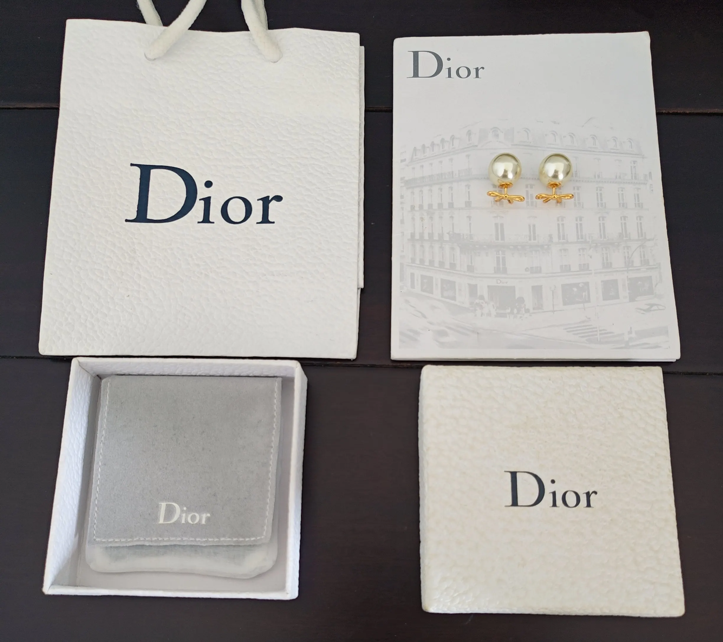 Dior 蜜蜂珍珠耳环 金色精致款