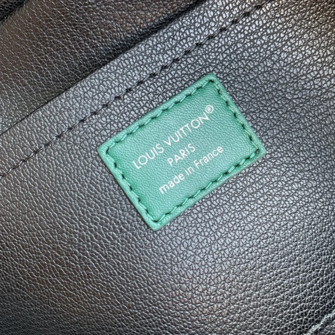 LV 帆布 化妆包 便携收纳款