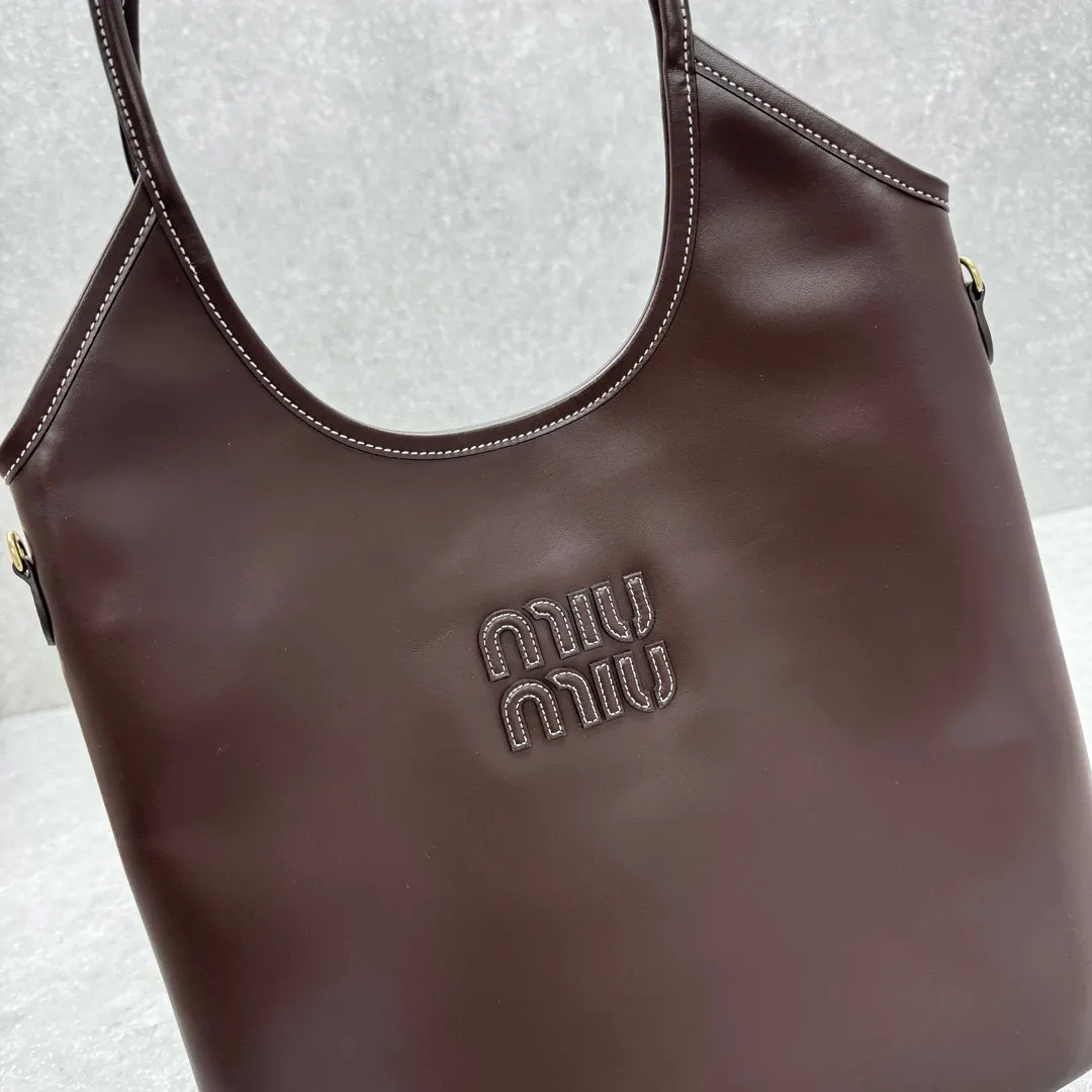 Miu Hobo 托特包 大容量托特款