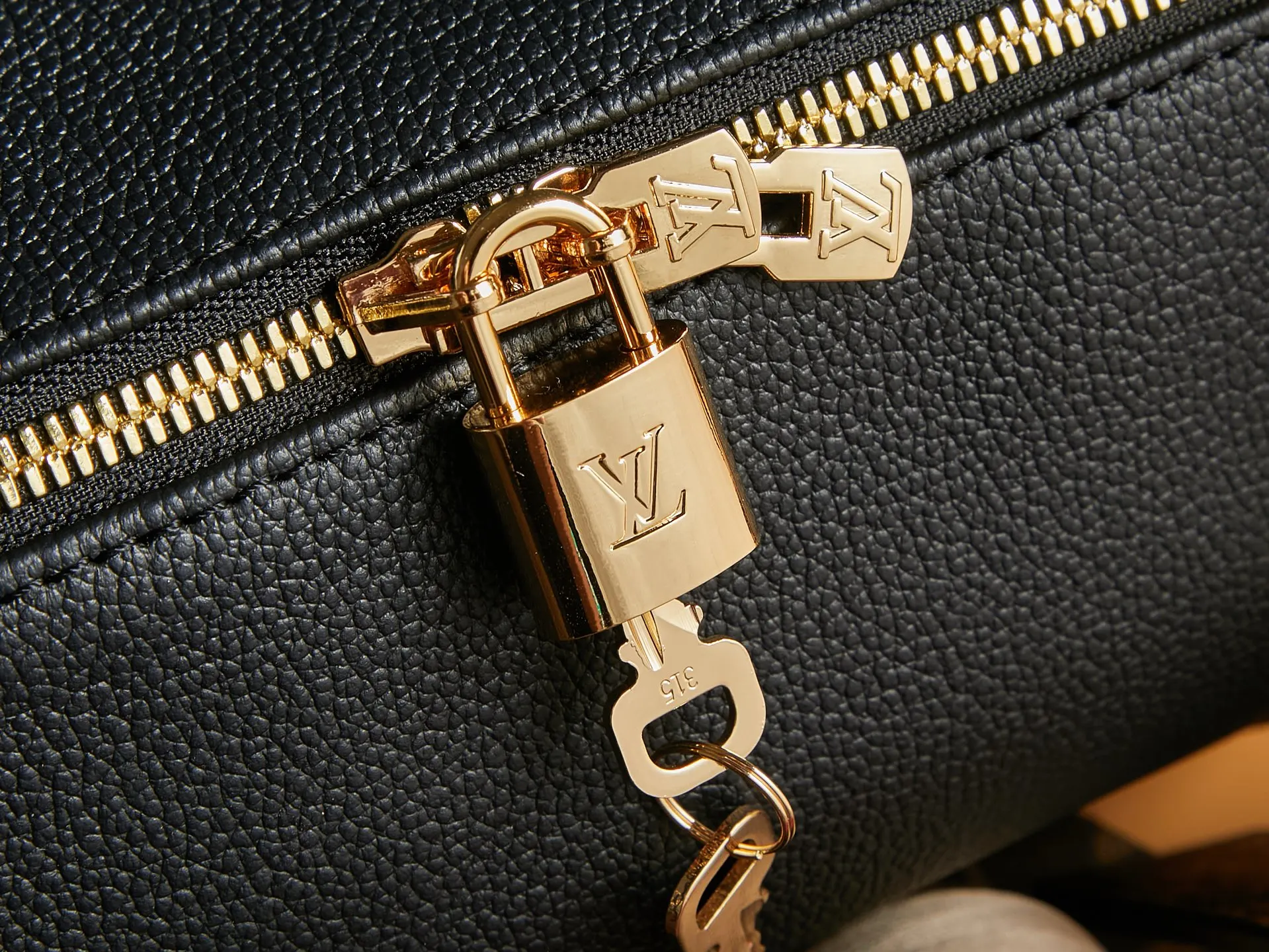LV Keepall 牛皮 旅行包 大容量旅行款
