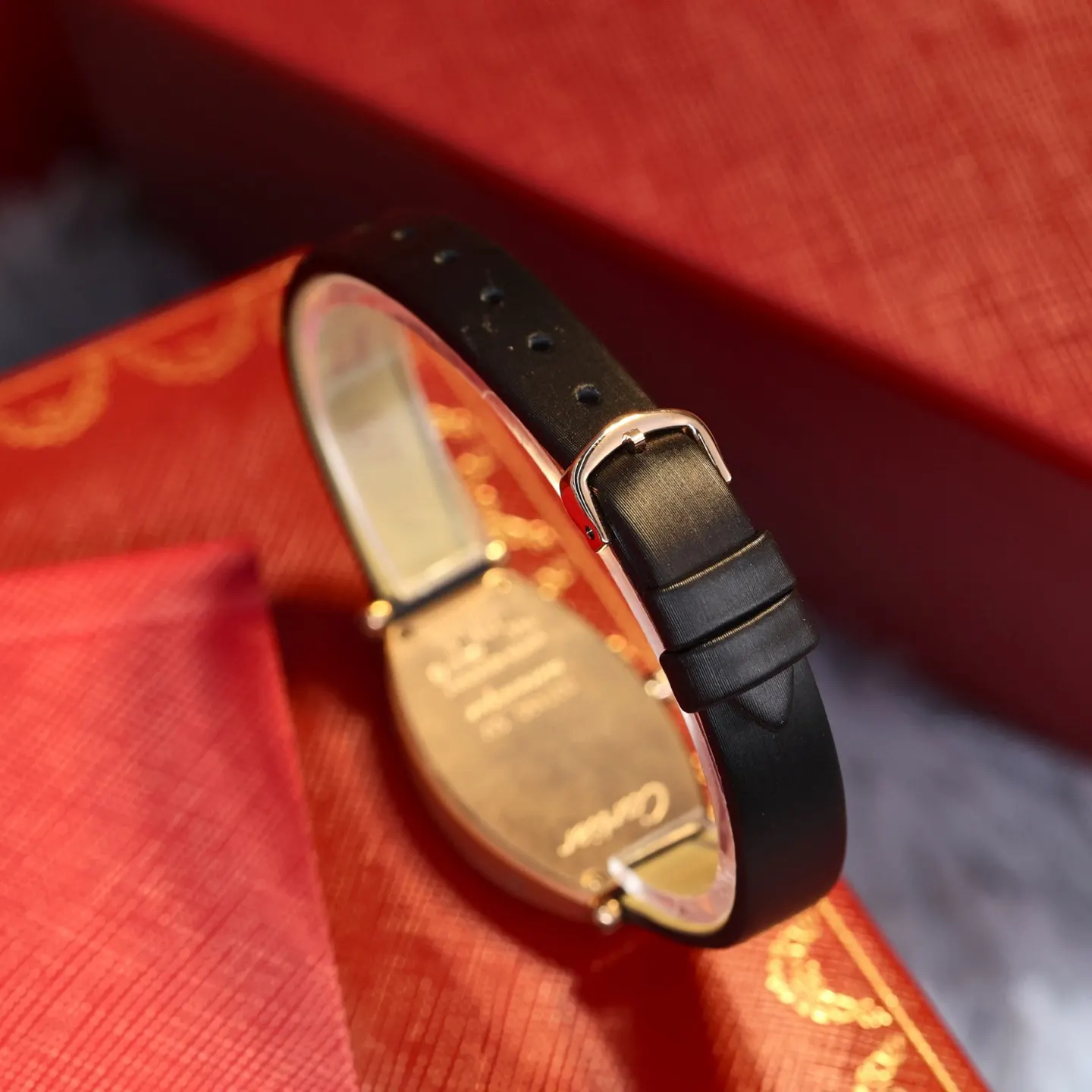 Cartier 黑色 銀色 手錶 經典腕表款