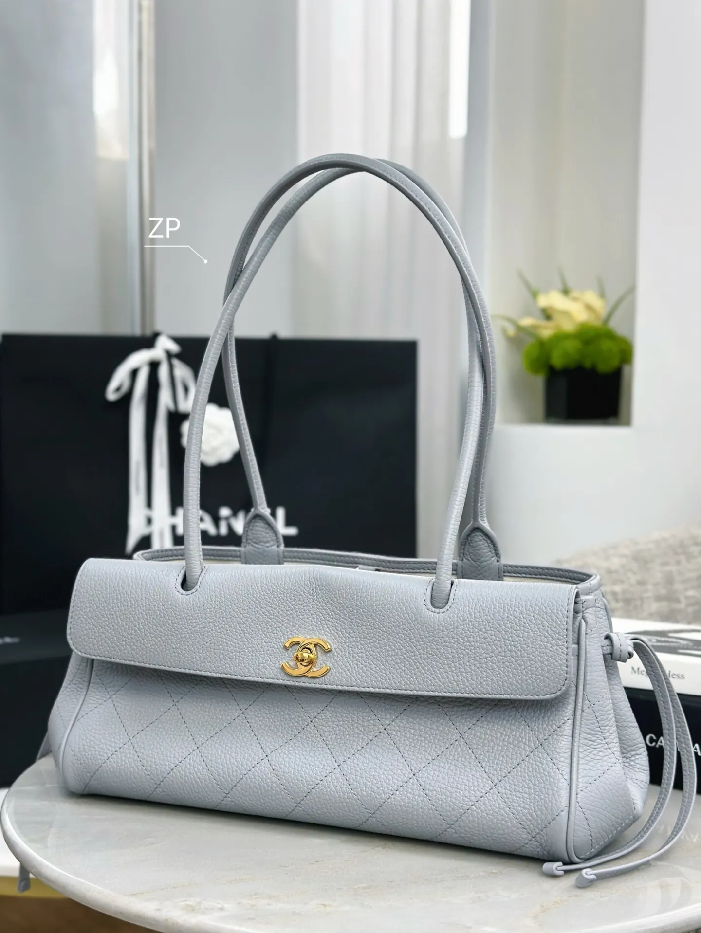 Chanel Cowhide Tote Shopping Bag Hand Held Shoulder Image 2 Chanel Cowhide Tote Shopping Bag Hand Held Shoulder Image 2