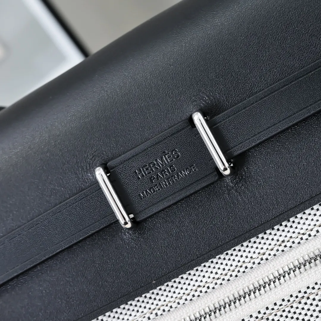 Hermès 双肩包