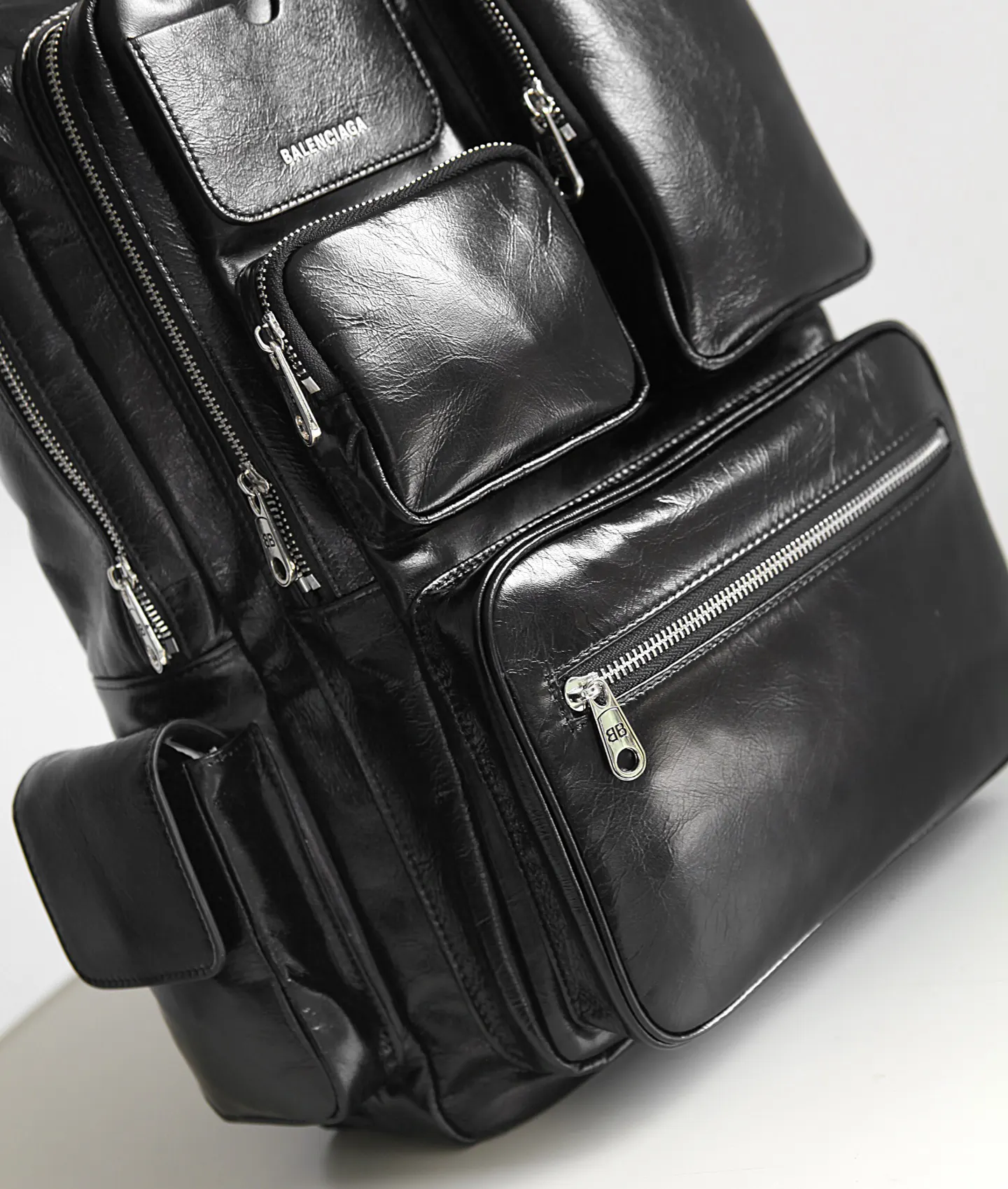 Balenciaga 银色 皮革 双肩包
