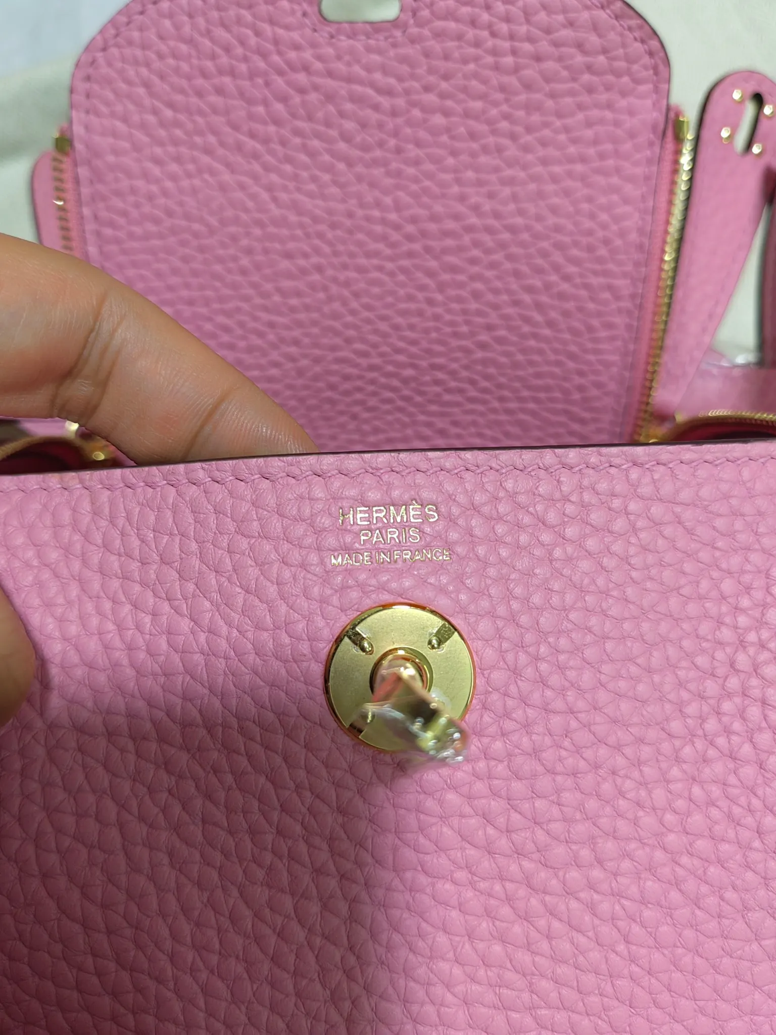 Hermès Lindy Top Handle Bag Classic Leather