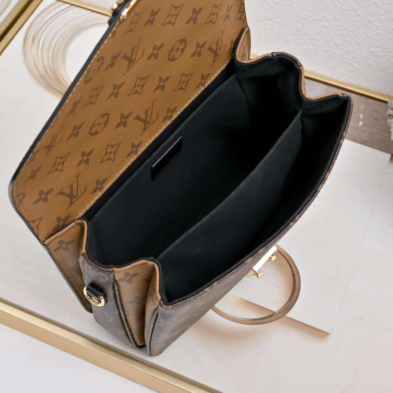 Louis Vuitton Métis Monogram 手提包