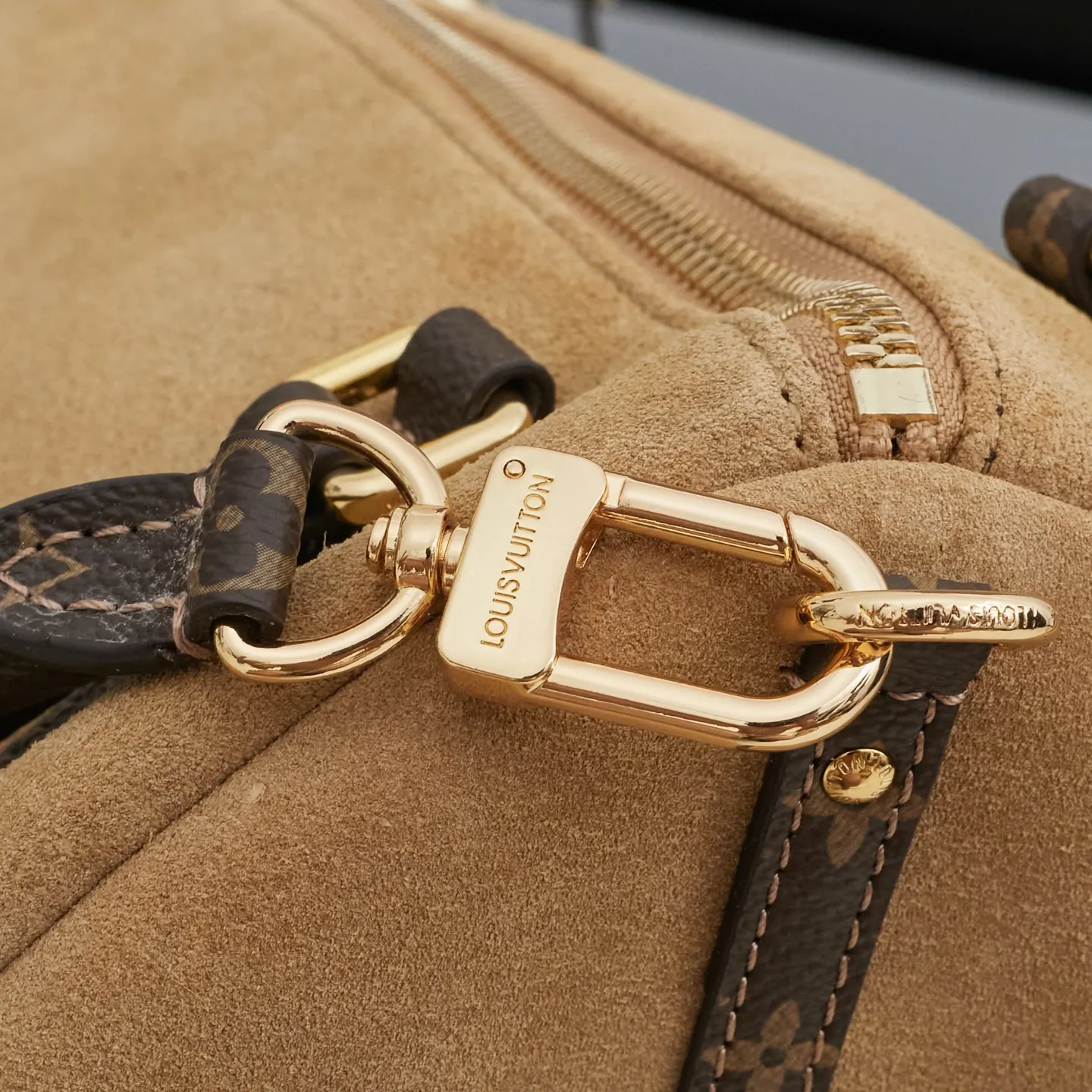 Keepall 牛皮 充裕空间结合灵活背携方式 成就都市旅行者的理想之选 旅行袋 大容量旅行款