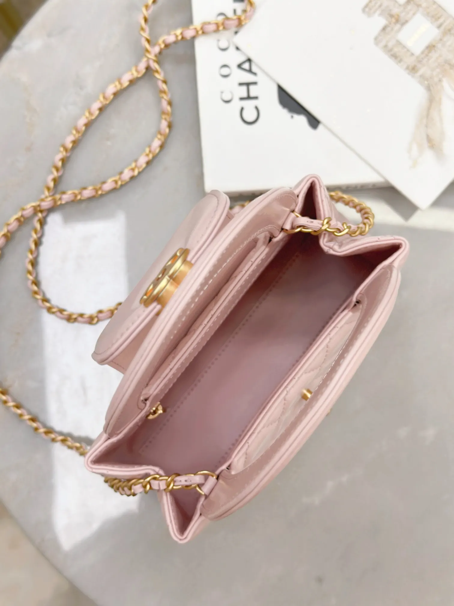 Chanel 油蠟羊皮Kelly手柄包 手提斜挎 手提包(數字8) Chanel 油蠟羊皮Kelly手柄包 手提斜挎 手提包(數字8)