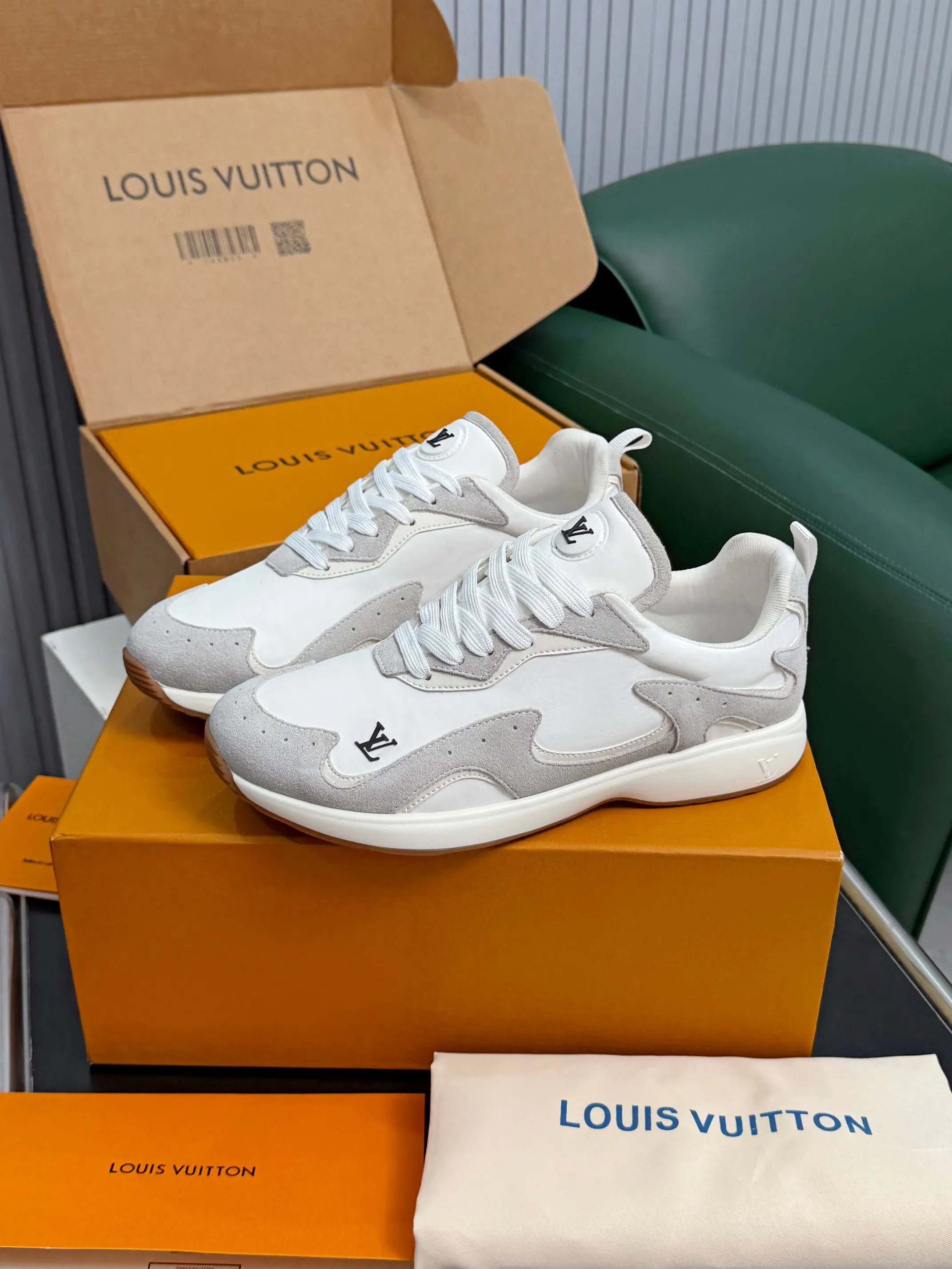 Louis Vuitton 运动鞋