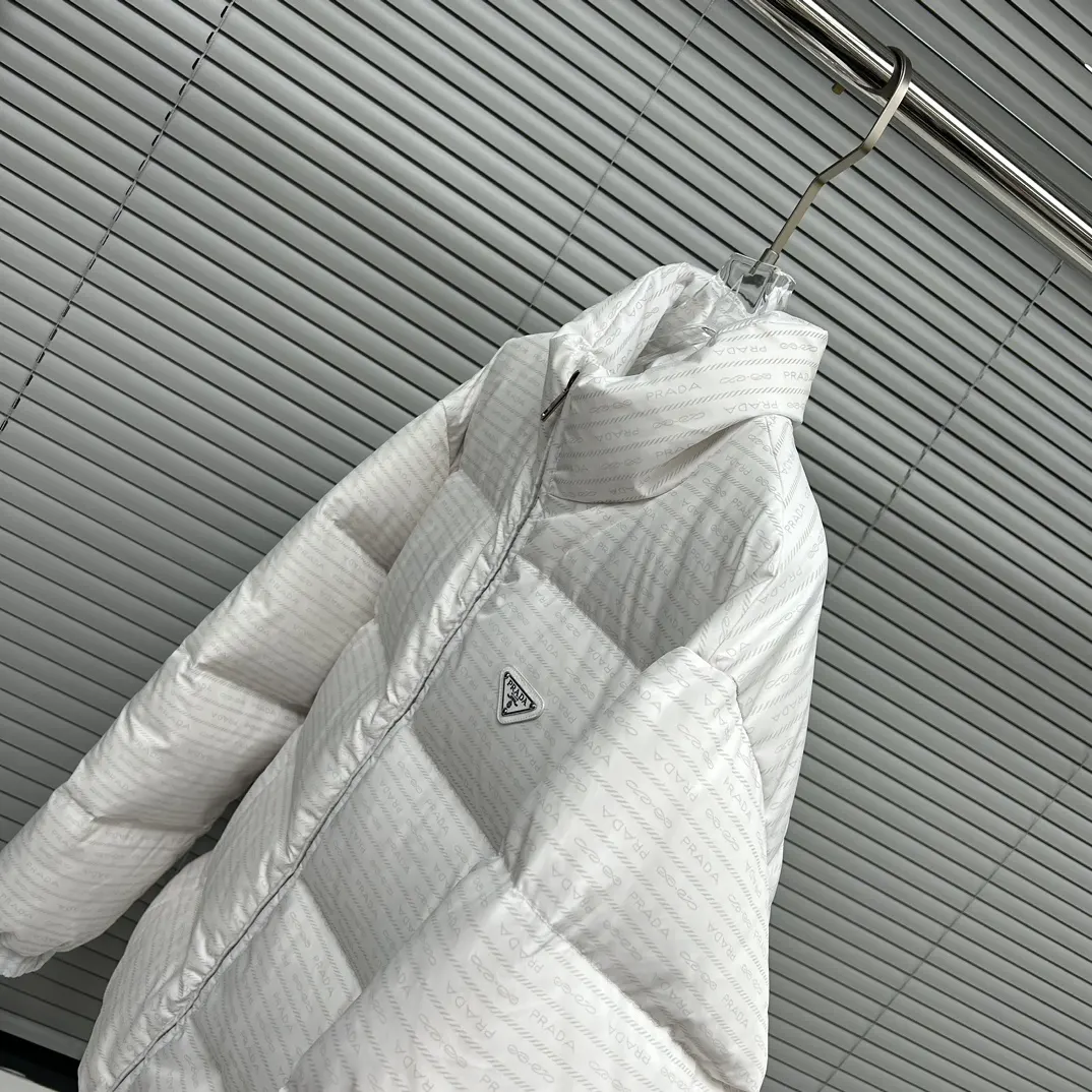 Prada 外套 通勤休闲