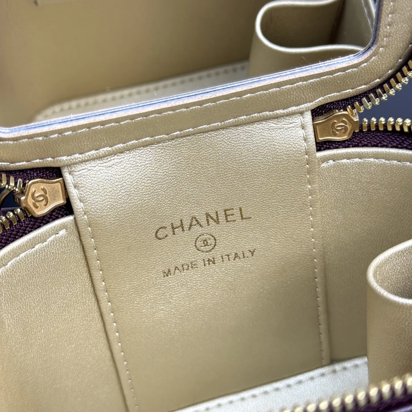 Chanel Red Chain Bag Image 9 Chanel Red Chain Bag Image 9