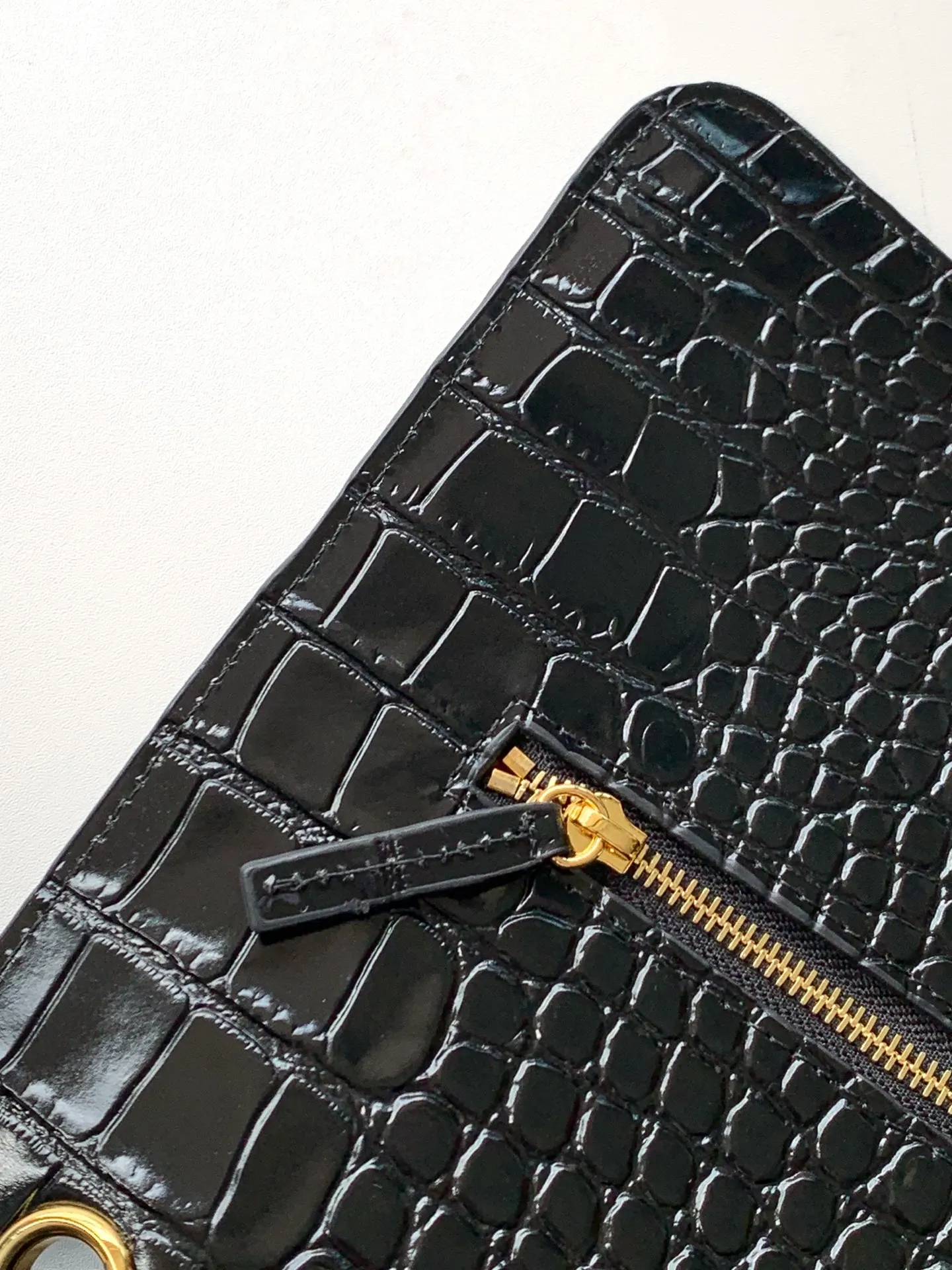 Black Red Top Handle Bag Commuter