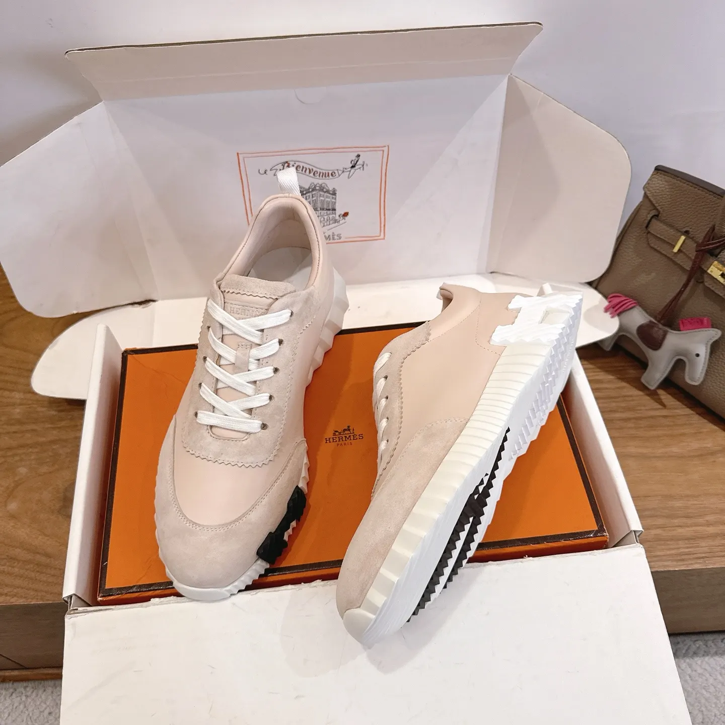 Hermès SS 运动鞋(數字8) Hermès SS 运动鞋(數字8)
