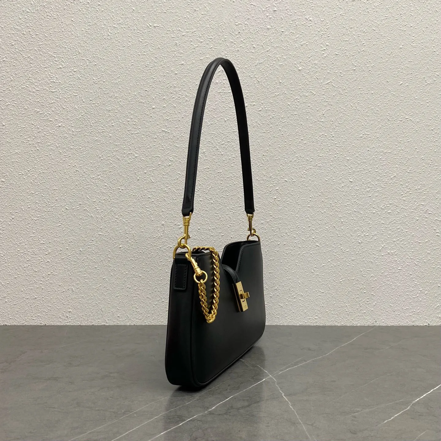 Celine 黑色 金色 腋下包 復古腋下背款