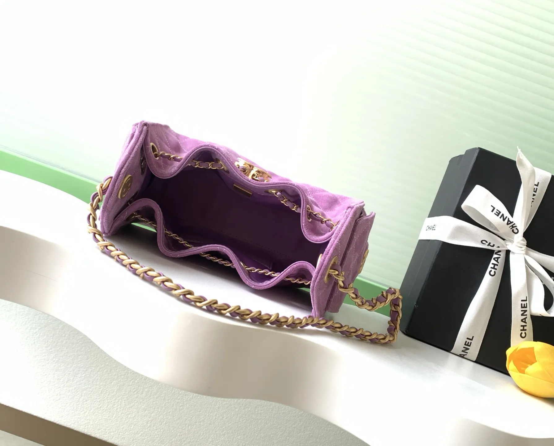 CHANEL 迷你磨砂皮 复古金币纽扣抽绳水桶包 菱格纹 经 链条包 精致链条款