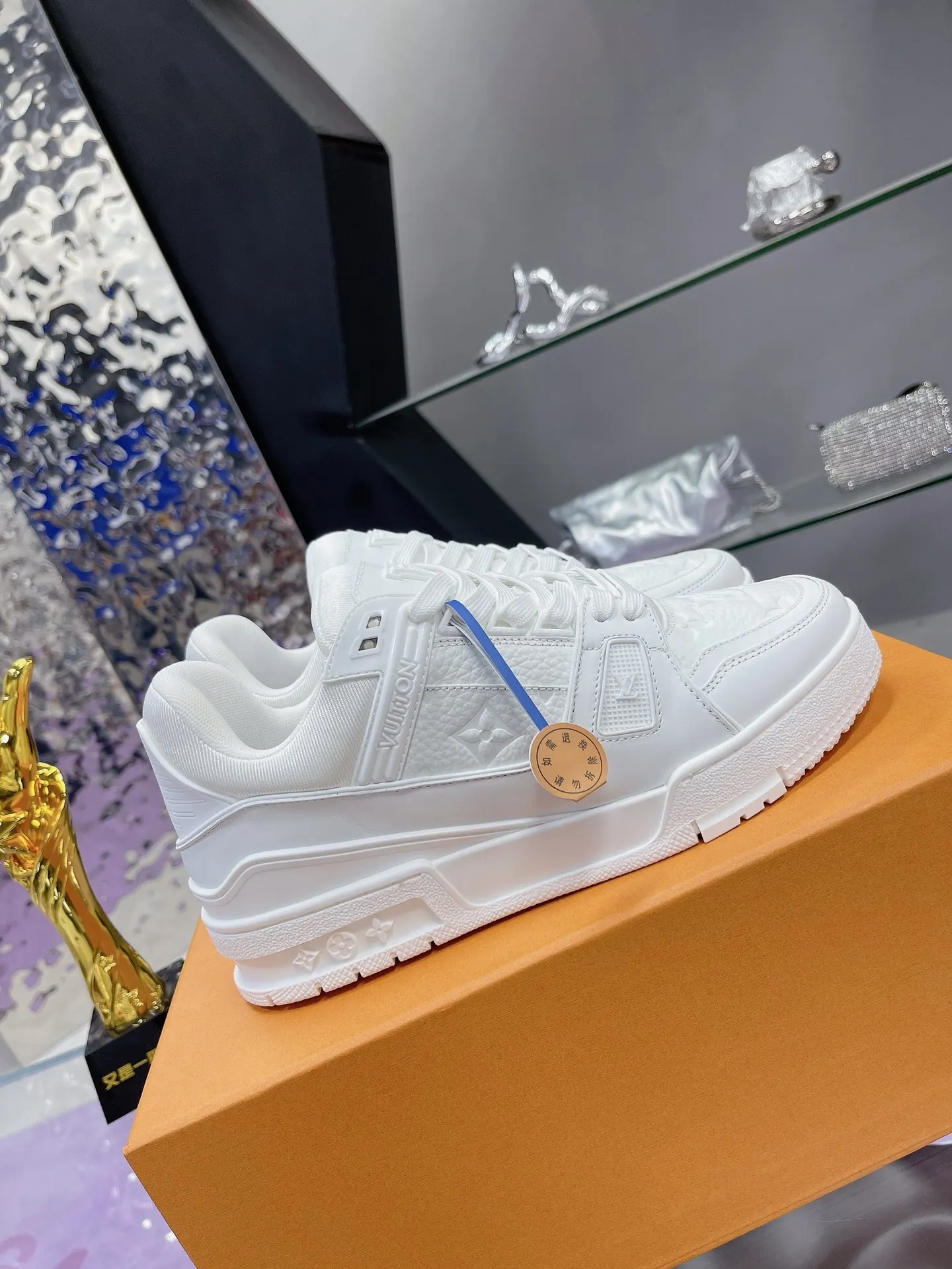 Louis Vuitton Sneakers