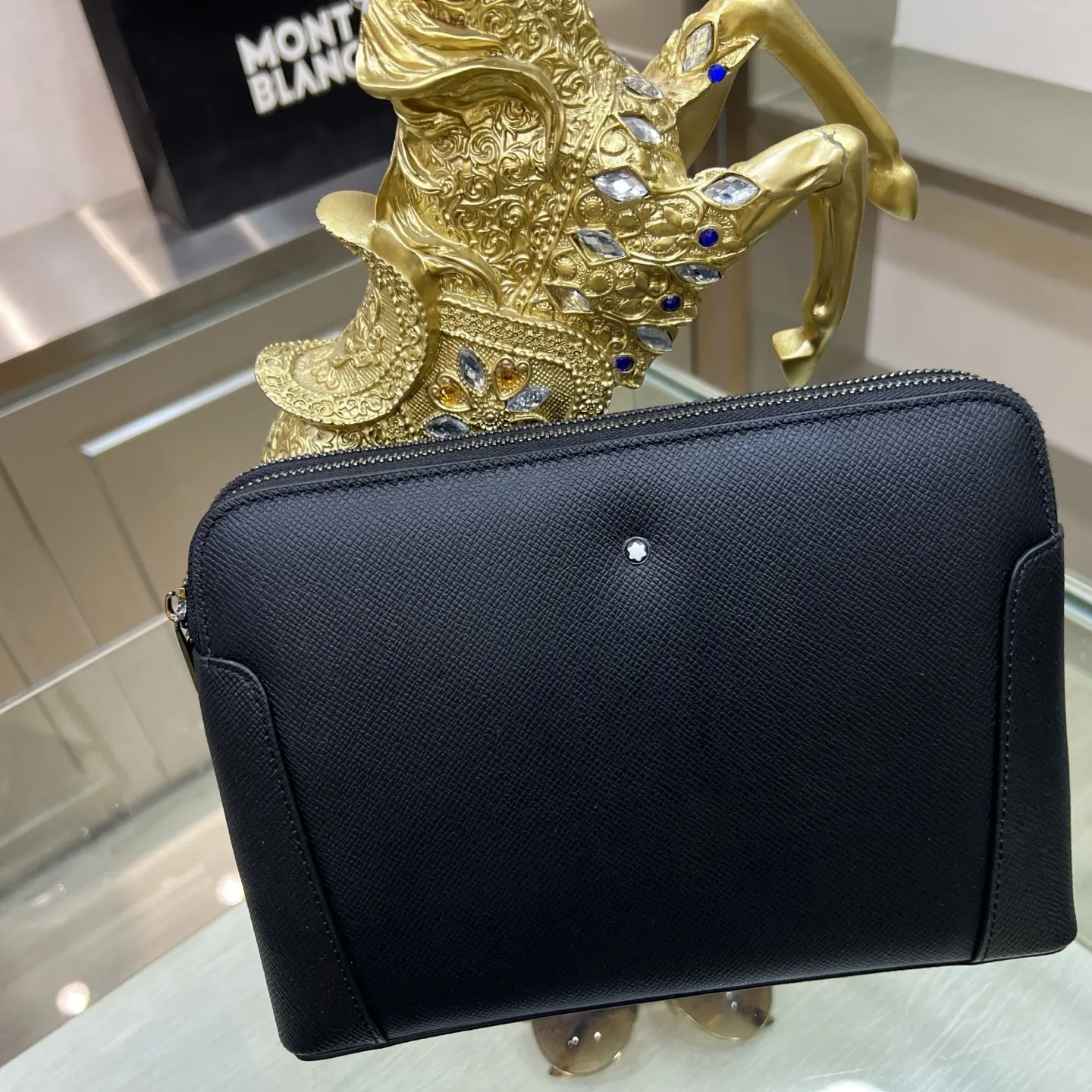 MONTBLANC万宝龙 手拿包 双拉設計 精致手拿款