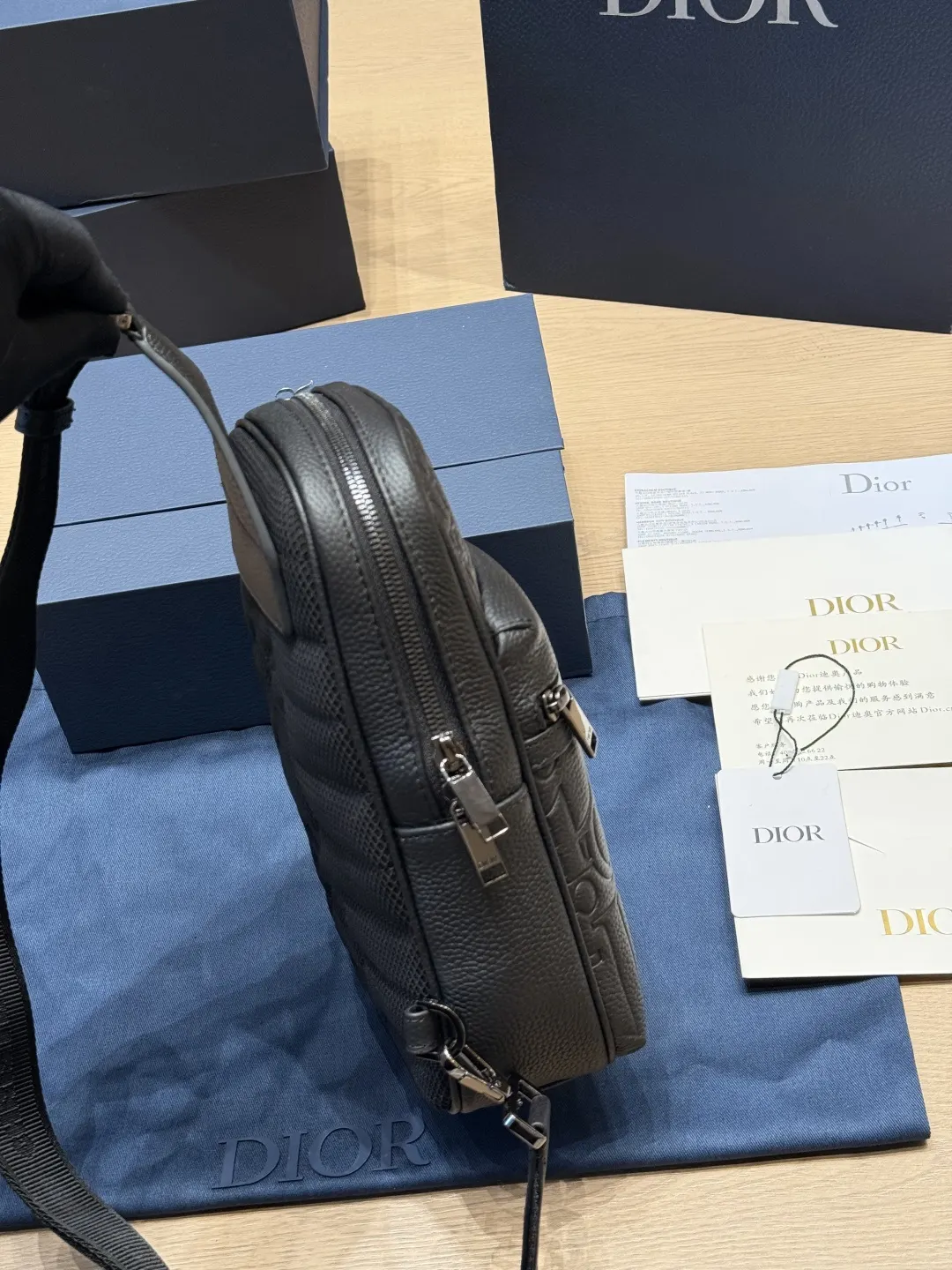 Dior Lady Dior 双肩包