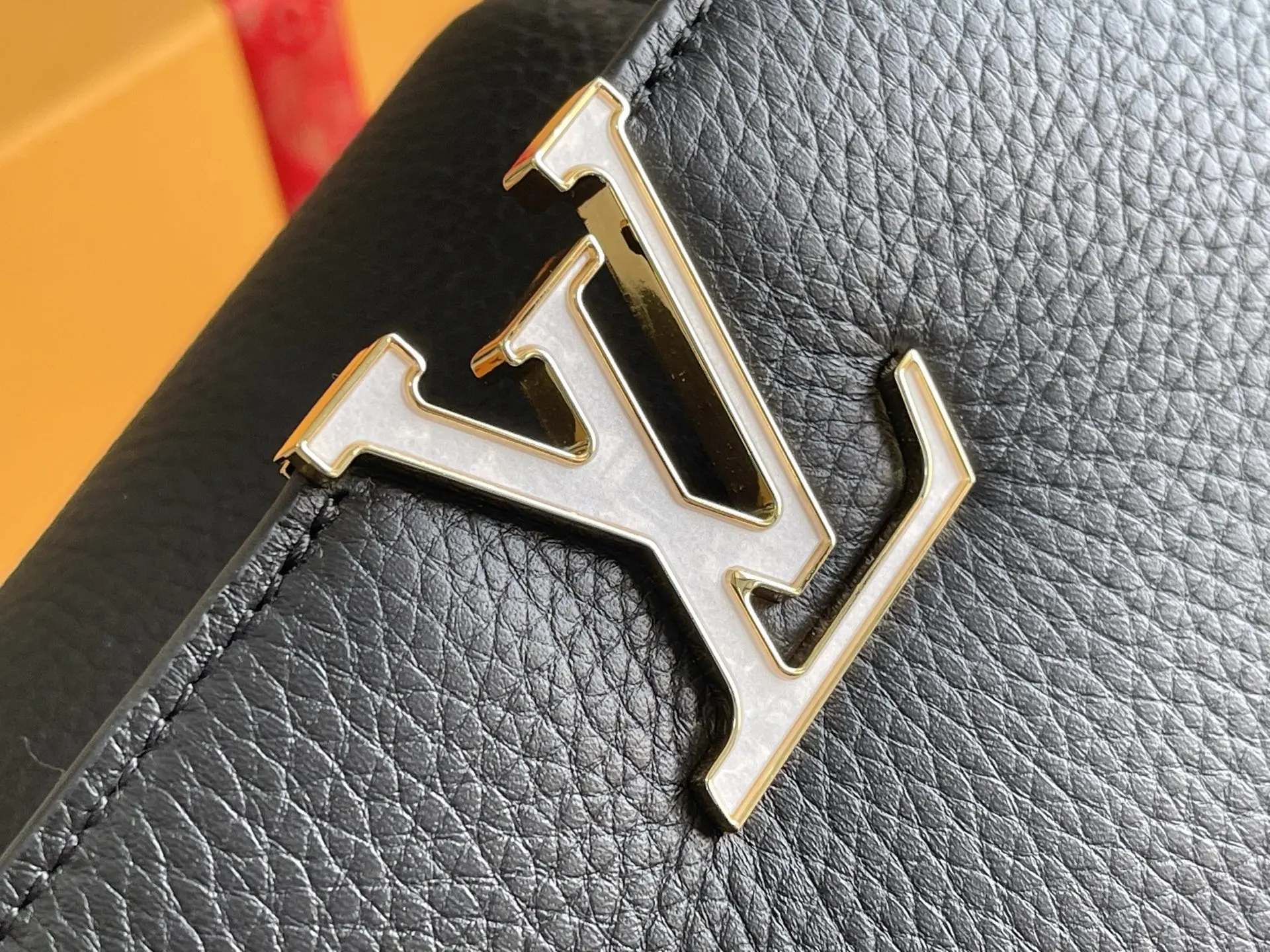 Black Chain Bag