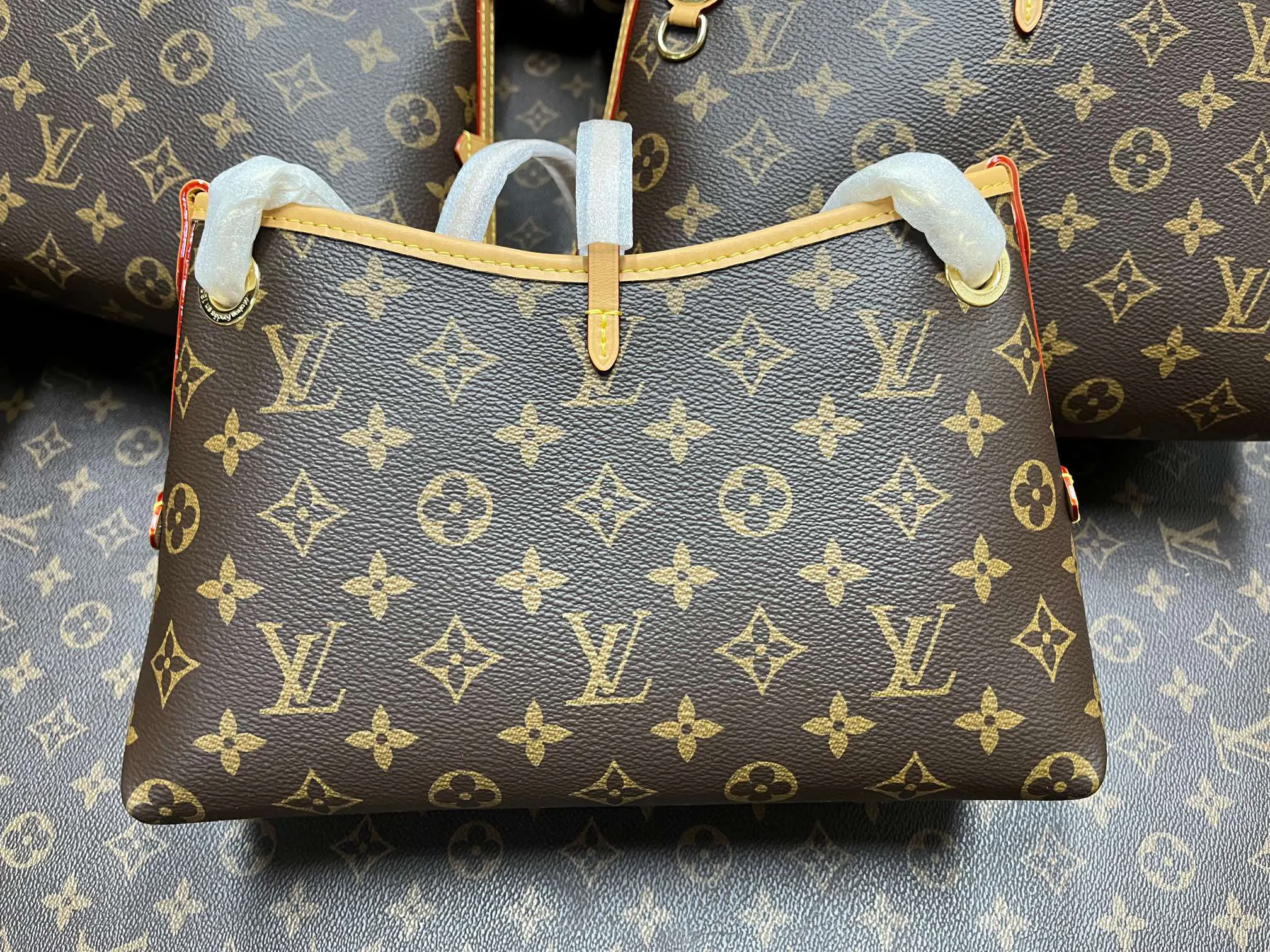 CarryAll 老花 水桶包 休閒水桶款
