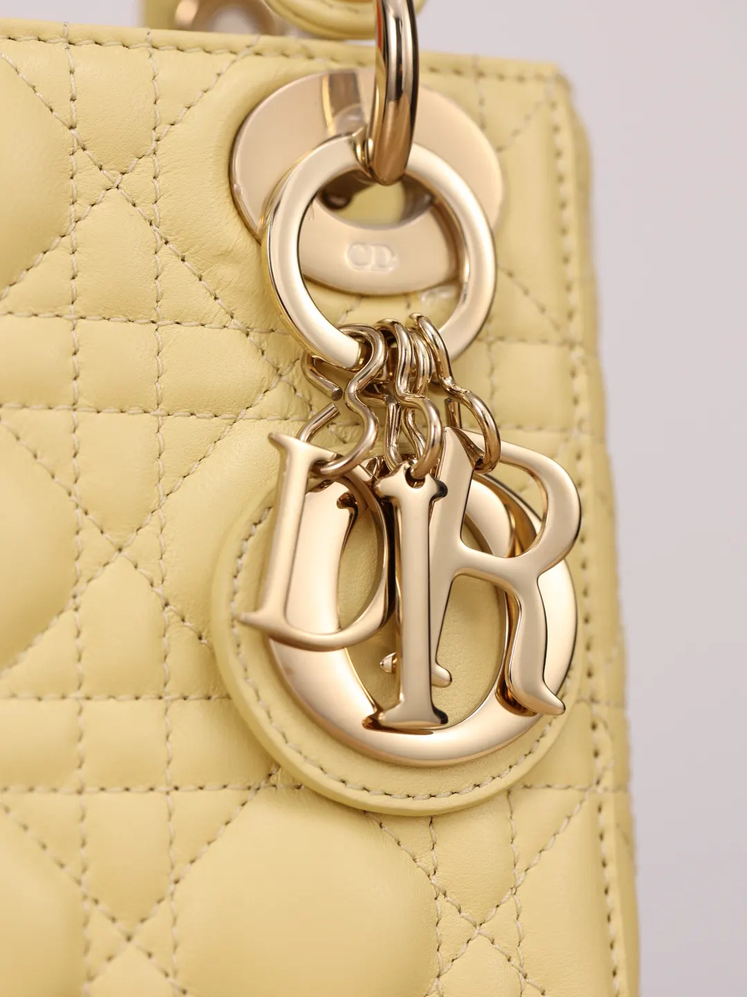 Dior Lady Dior 迷你 米色 皮革 手提包
