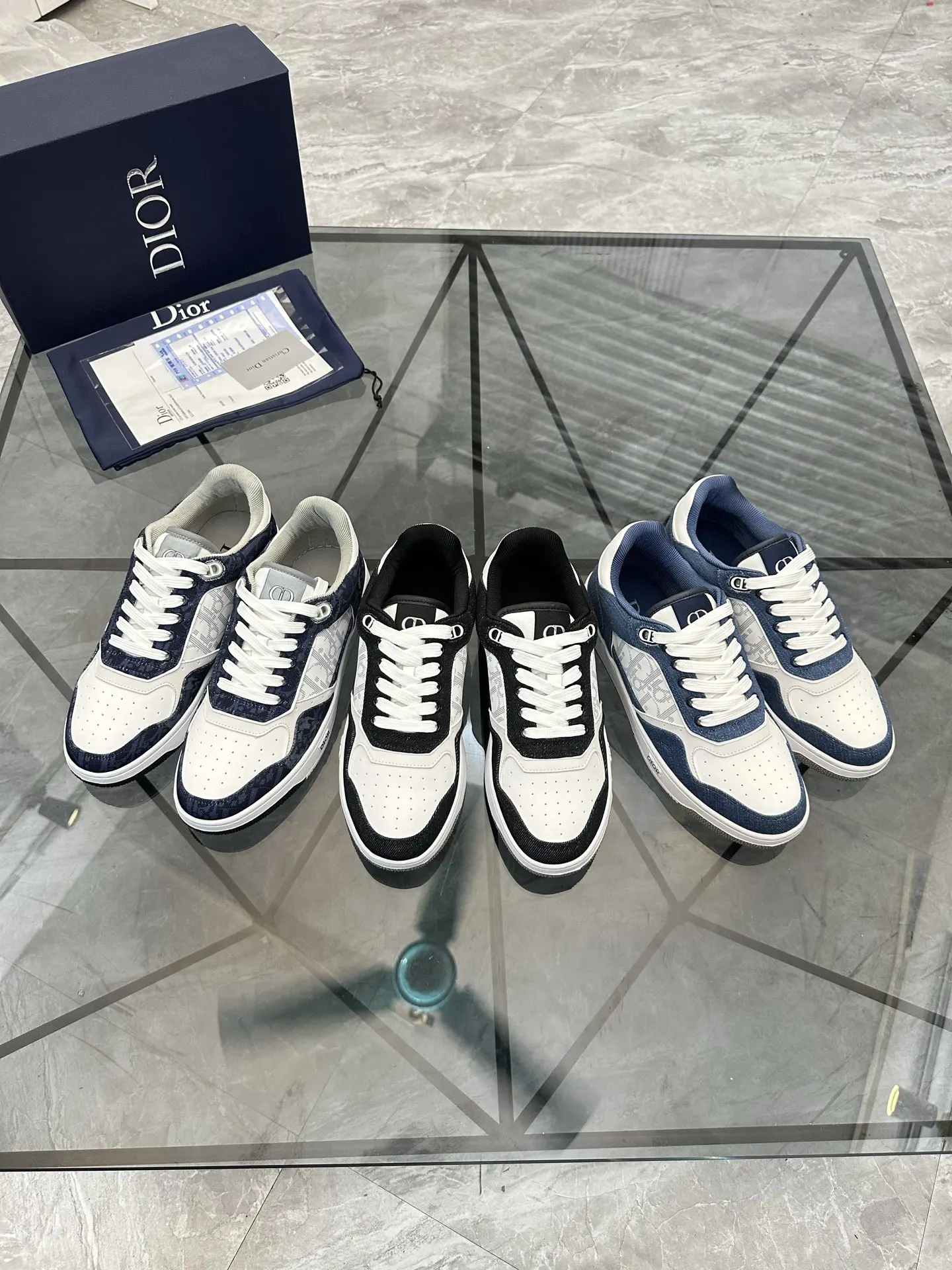 Dior B57 蓝白拼色牛皮运动鞋 经典款