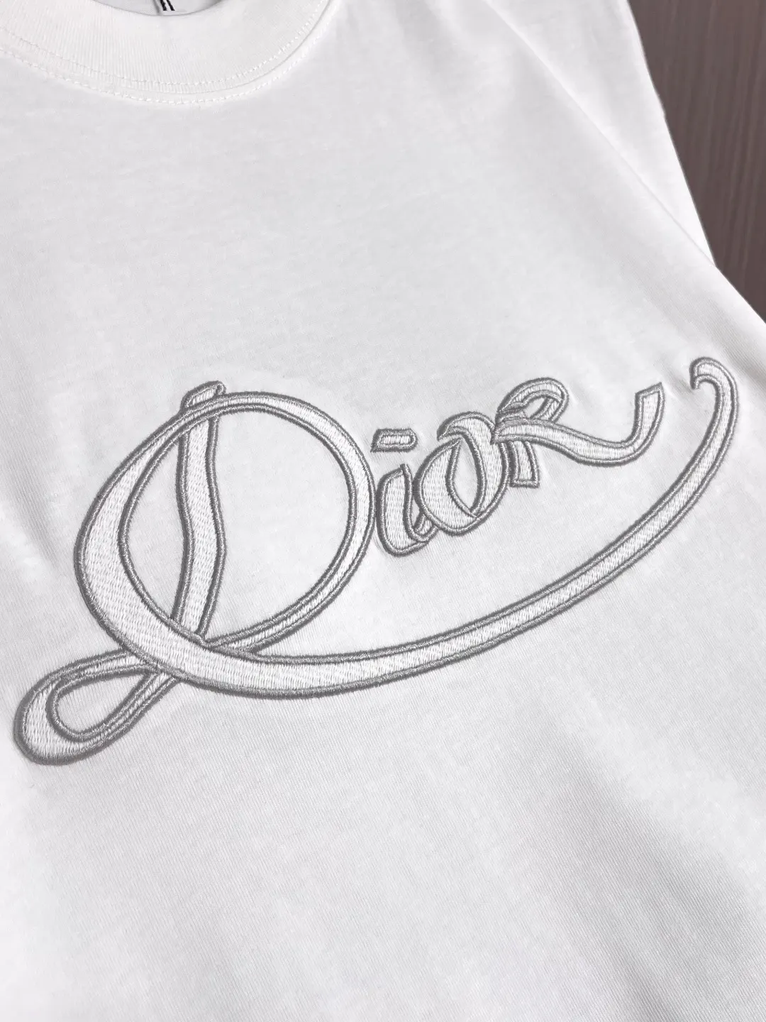 Dior 白色短袖T恤 简约休閒