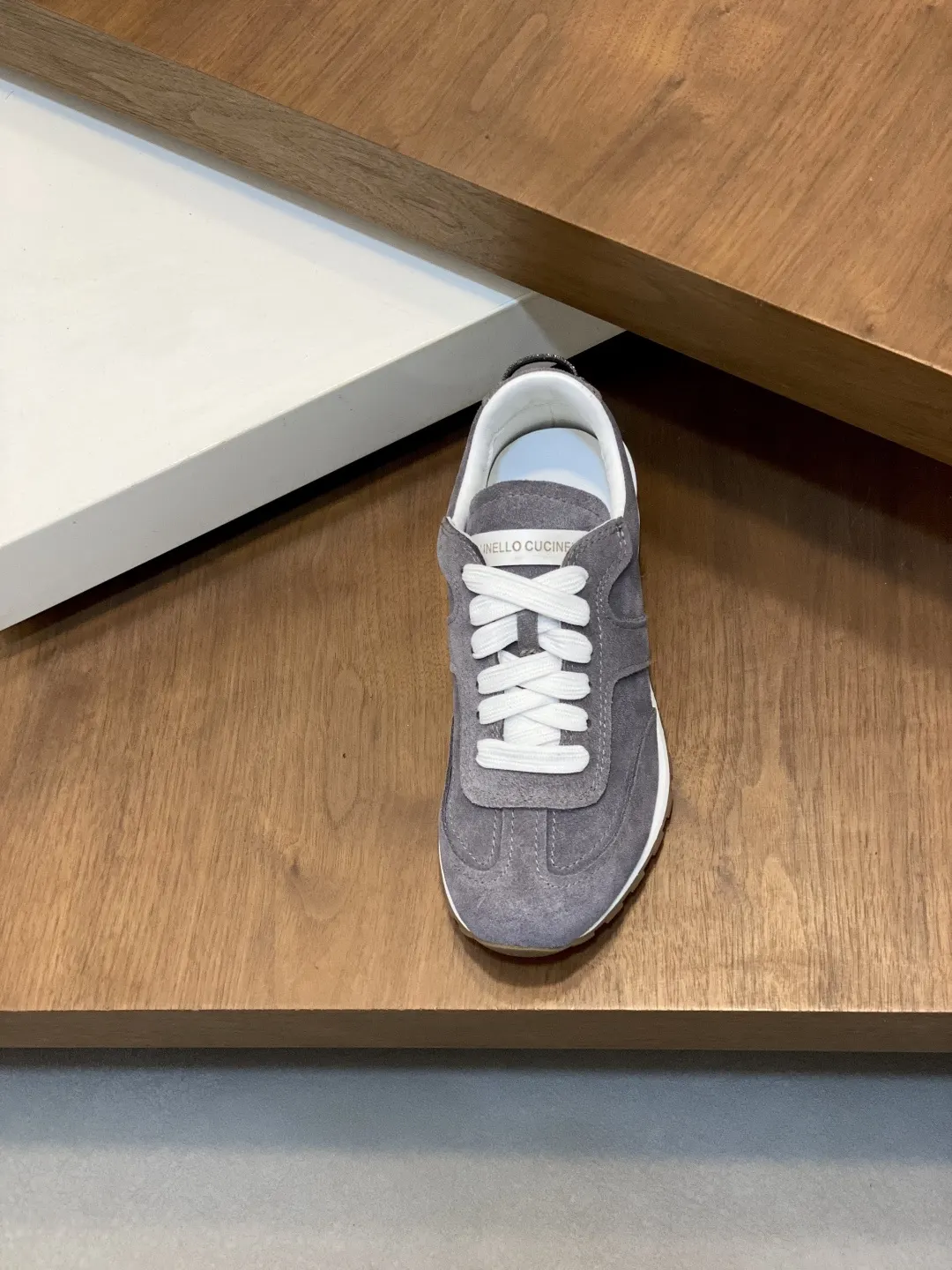 Brunello Cucinelli SS White Sneakers Casual Versatile Image 6 Brunello Cucinelli SS White Sneakers Casual Versatile Image 6