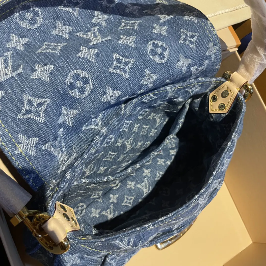 Hobo Shoulder Bag Vintage Leather