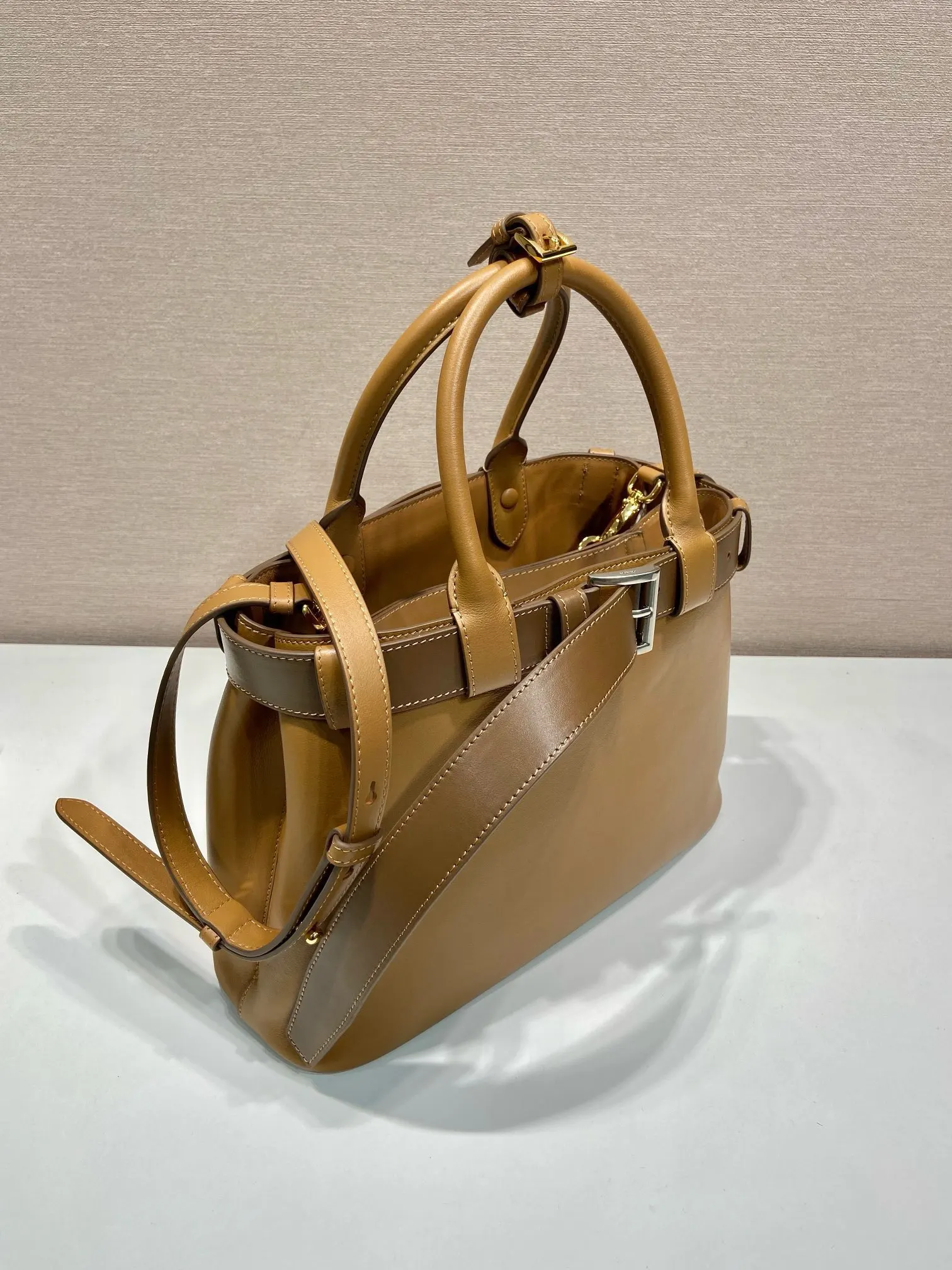 Prada 牛皮 羊皮 手提包