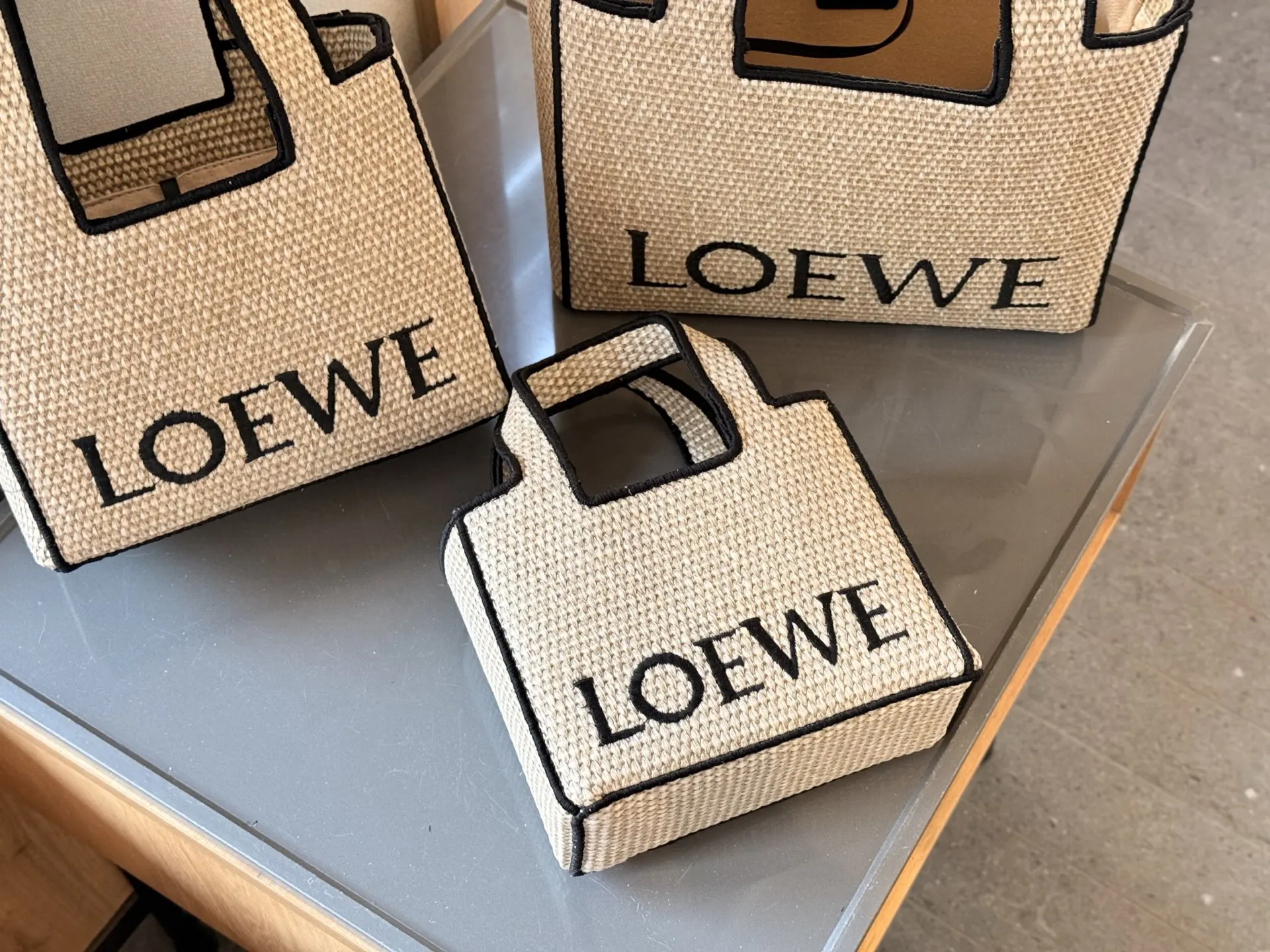 Loewe 长肩带 罗意威 Anagram Baske 手提包 通勤手提款