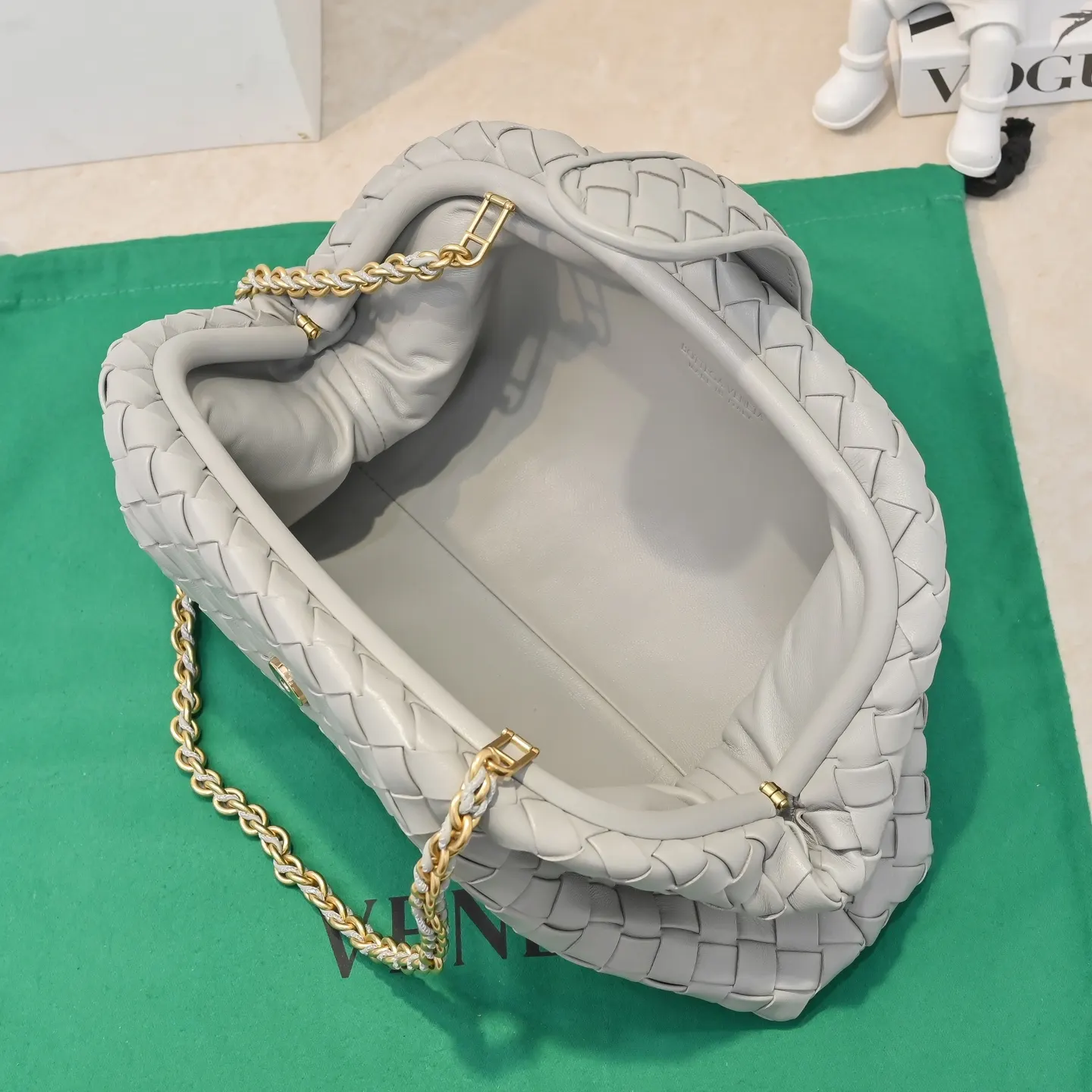 Bottega Veneta 羊皮 链条包 精致链条款