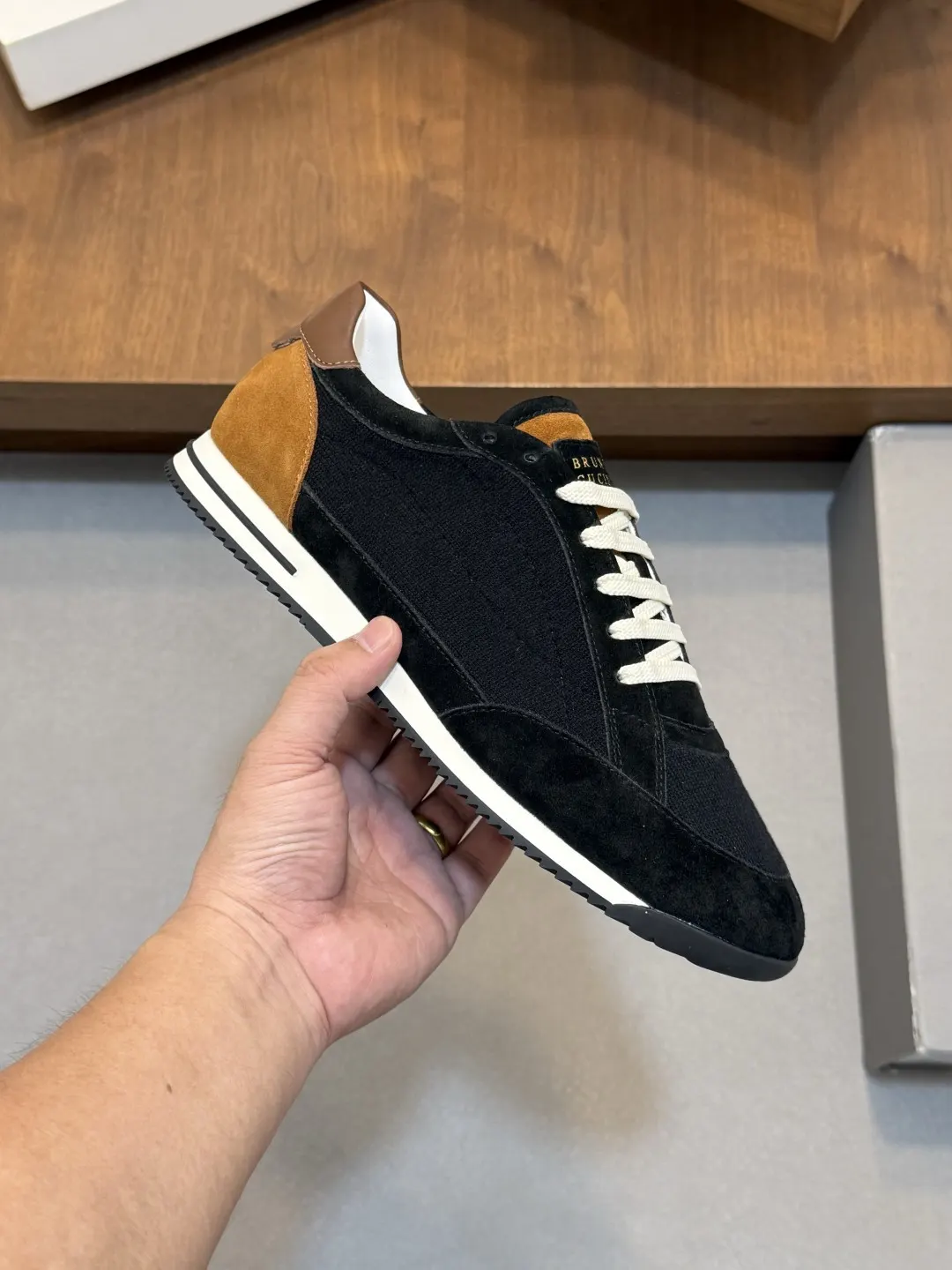 Brunello Cucinelli SS 白色 运动鞋 休闲百搭款 款30