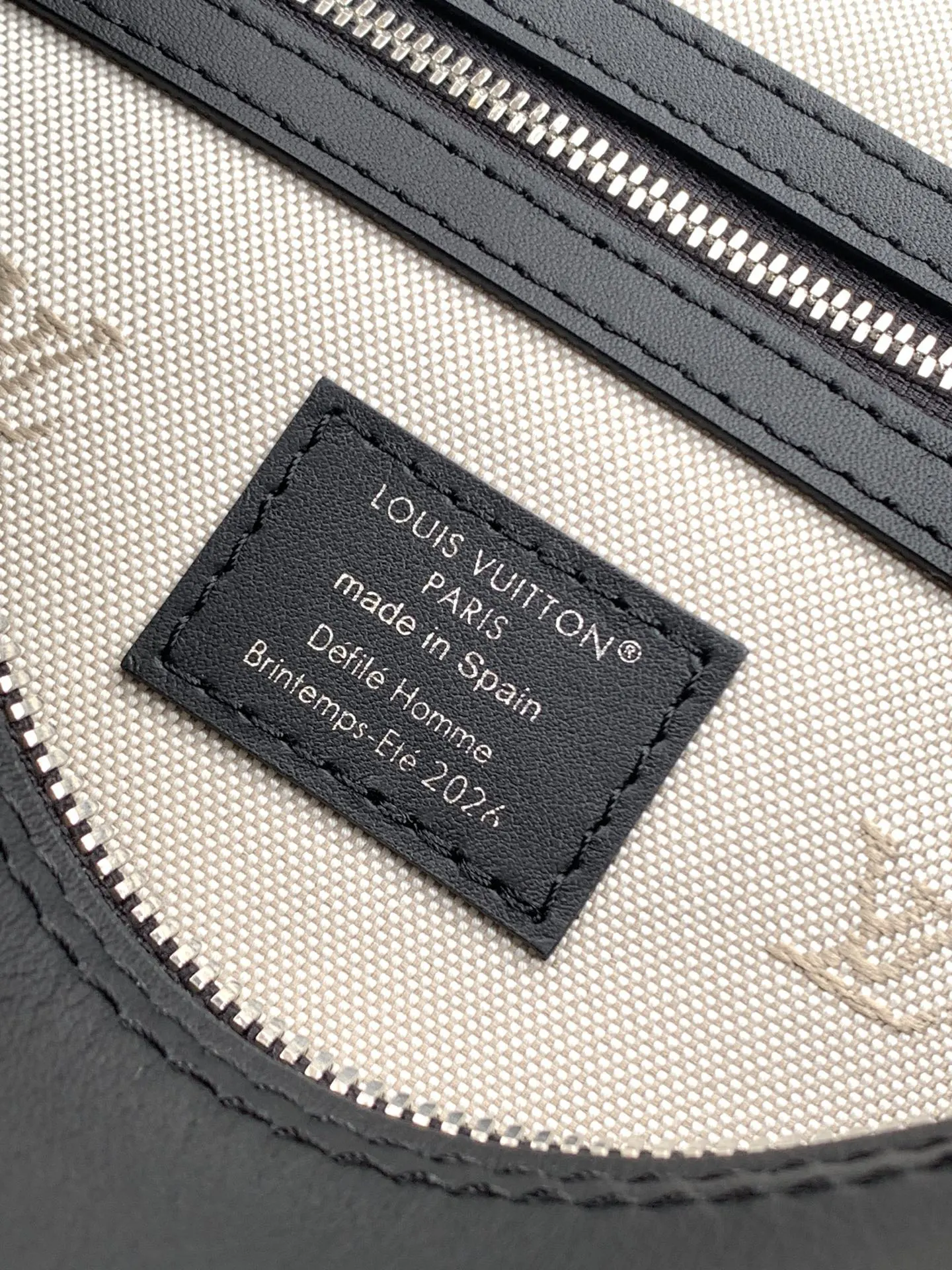 LV 黑色 牛皮手提包 精选款