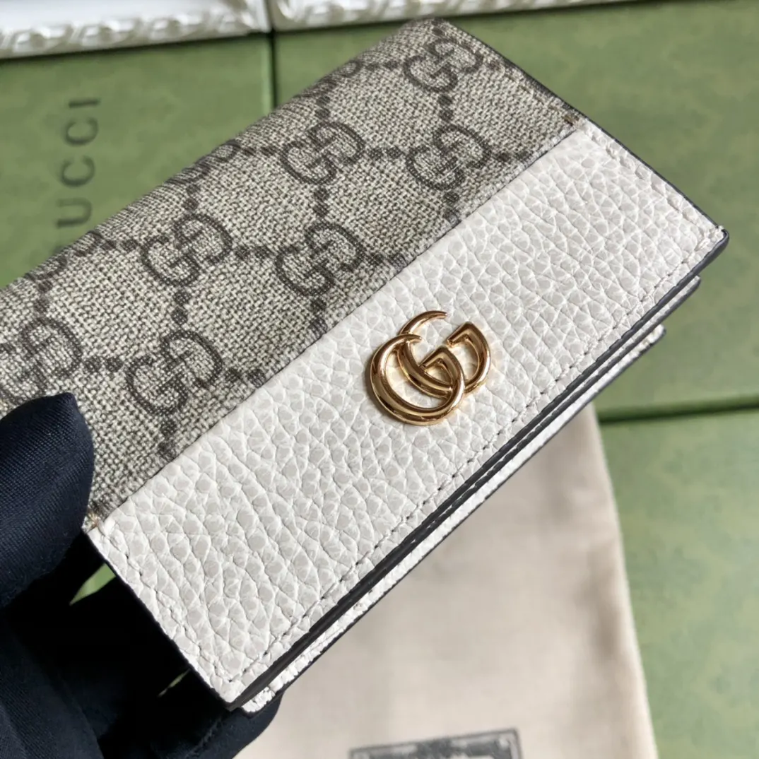 Gucci Marmont Quilted Leather Chain Bag Shoulder and Crossbody Wear Image 3 Gucci Marmont Quilted Leather Chain Bag Shoulder and Crossbody Wear Image 3