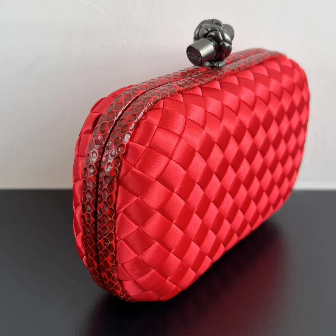 Bottega Veneta 化妆包 便携收纳款
