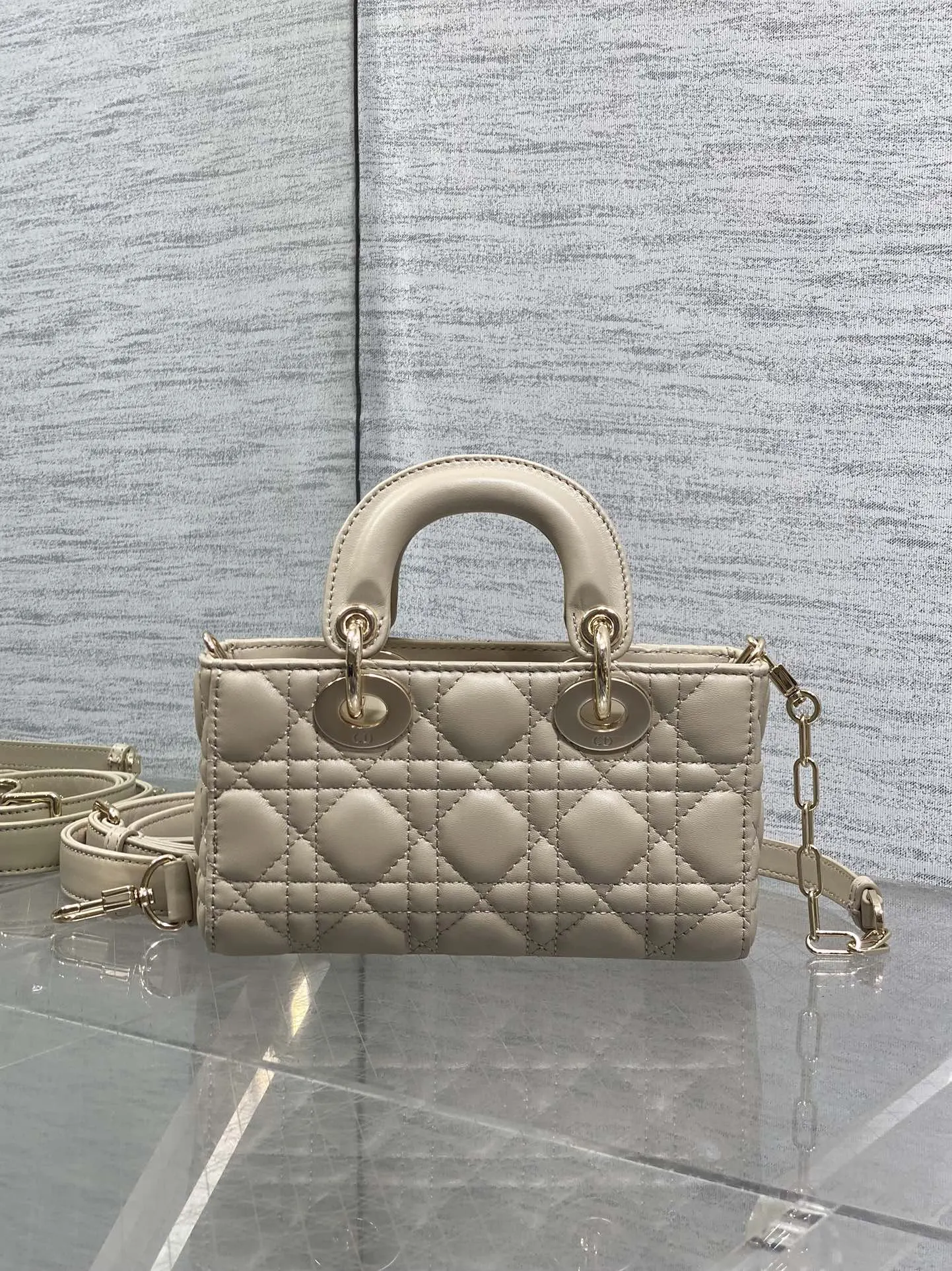 Dior 羊皮 进口 羊皮横款戴妃包 皮内里 羊筋D jo 手提包 通勤手提款