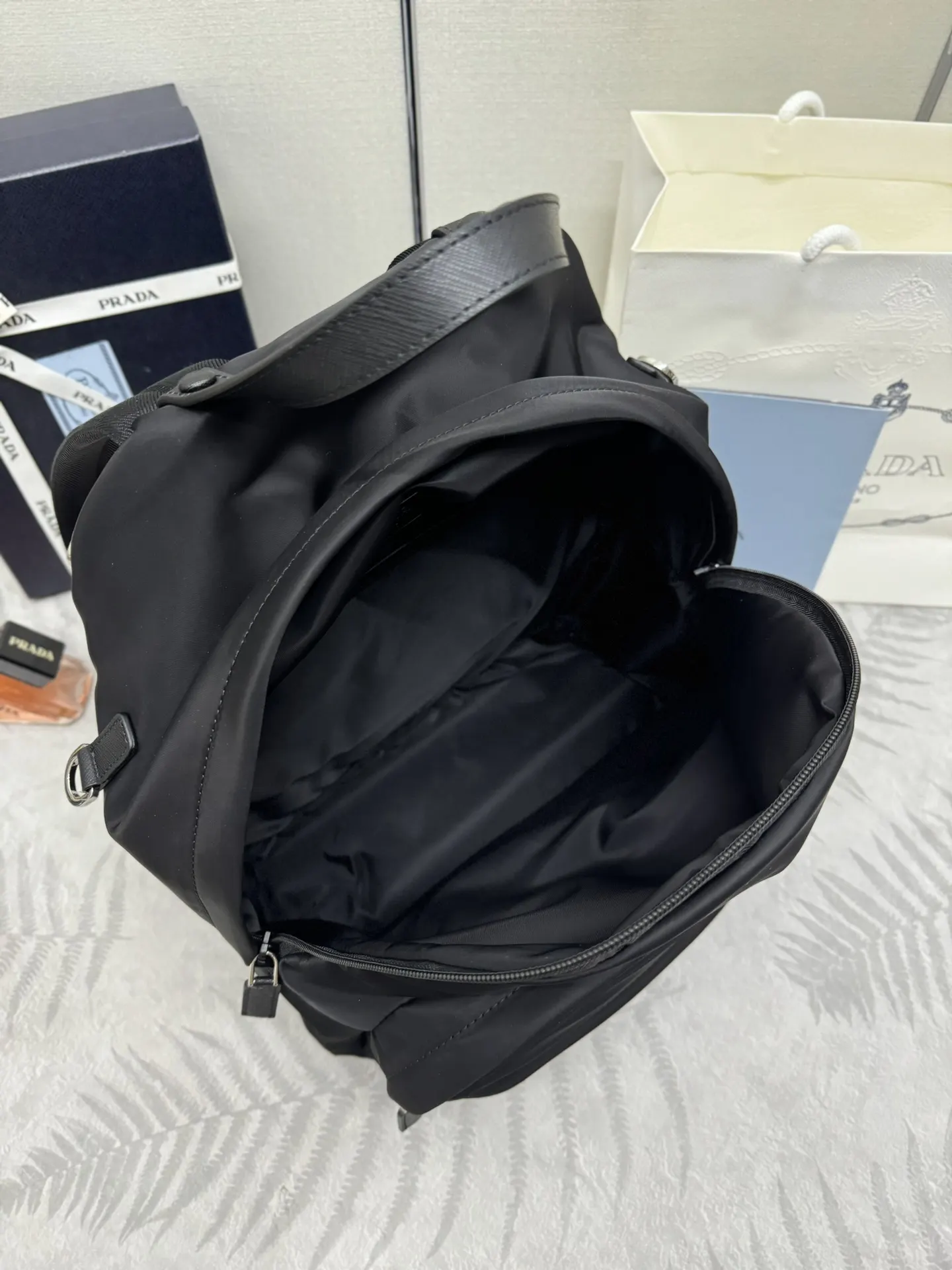 尼龍 輕便又時尚 又是一款永久不过时的暴款 赶紧入手吧 雙肩包 实用雙肩款(數字9) 尼龍 輕便又時尚 又是一款永久不过时的暴款 赶紧入手吧 雙肩包 实用雙肩款(數字9)