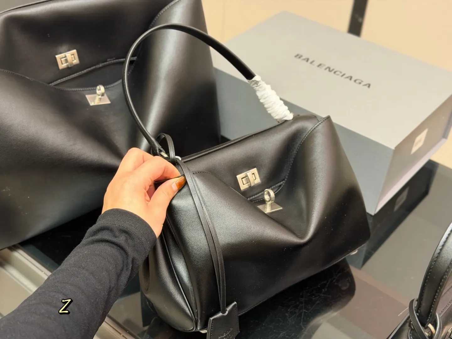 Balenciaga 巴黎世家 RODEO 托特包 矮个子也能驾驭 大容量托特款
