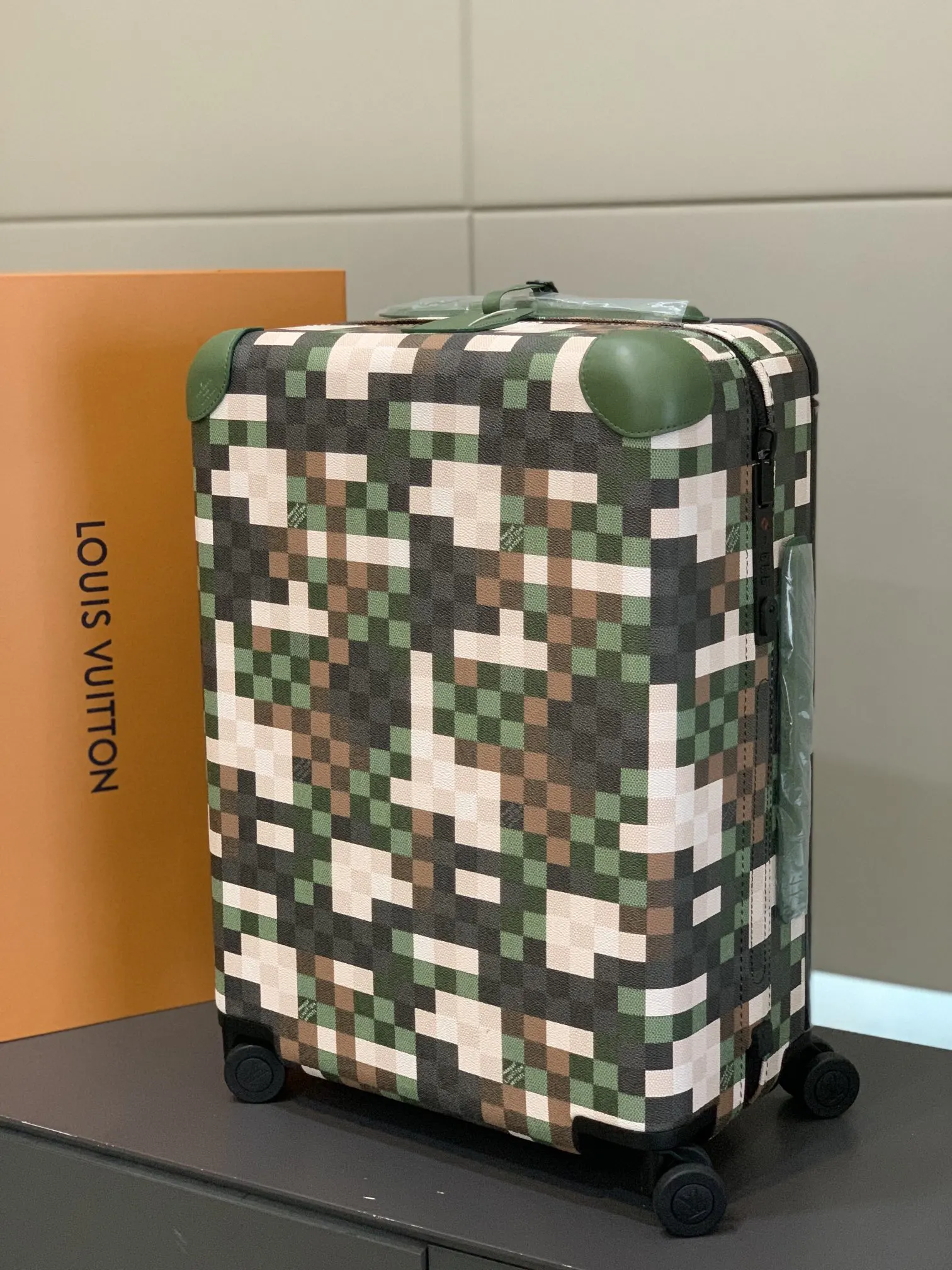 灰色 銀色 拉杆真皮包裹 行李箱 旅行拉杆款 輕便出行款