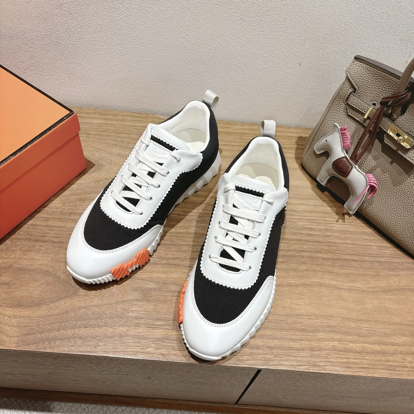 Hermès SS 运动鞋
