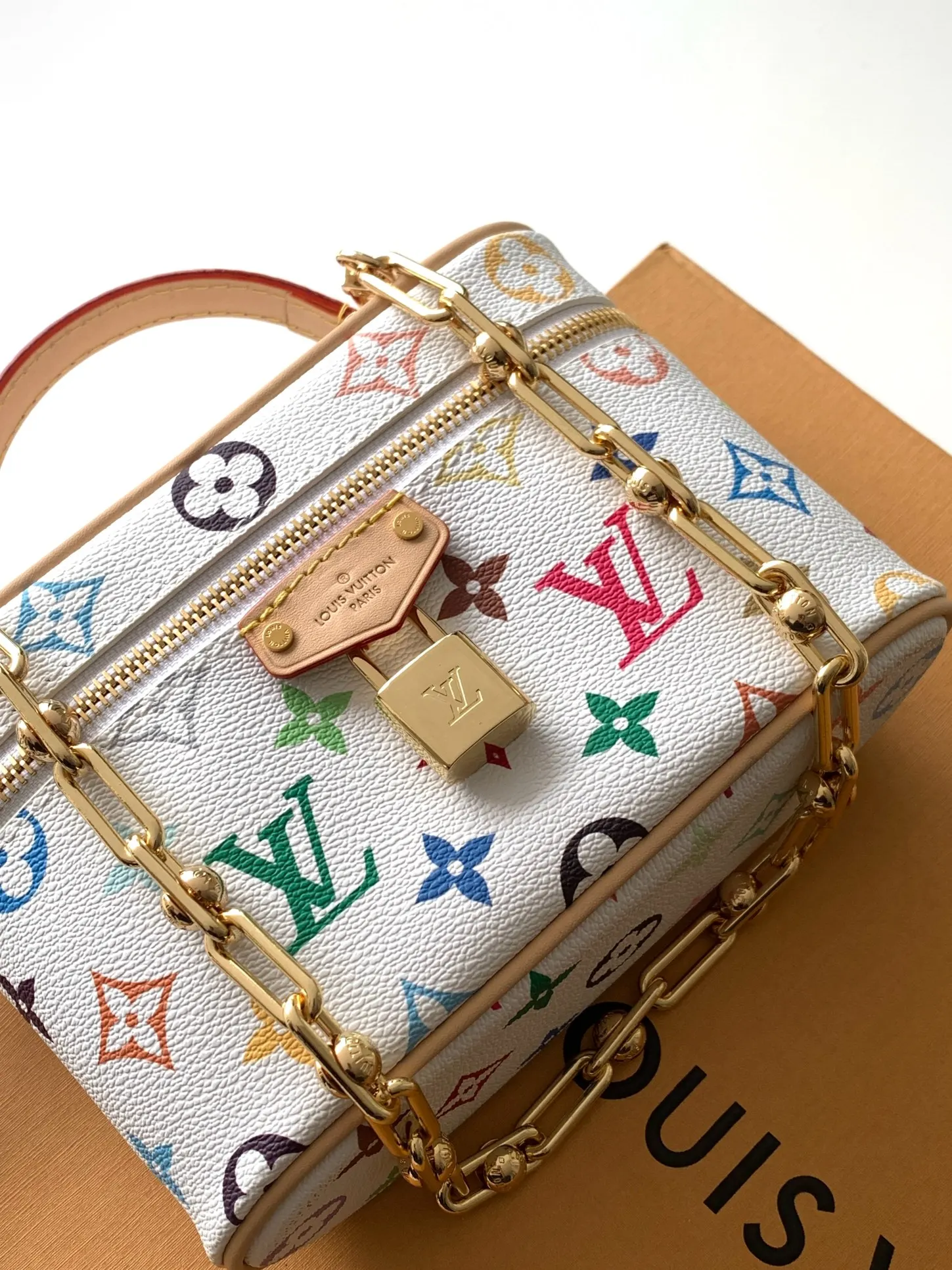 LV 牛皮 动态 加强版 白彩 本款 链条包 精致链条款