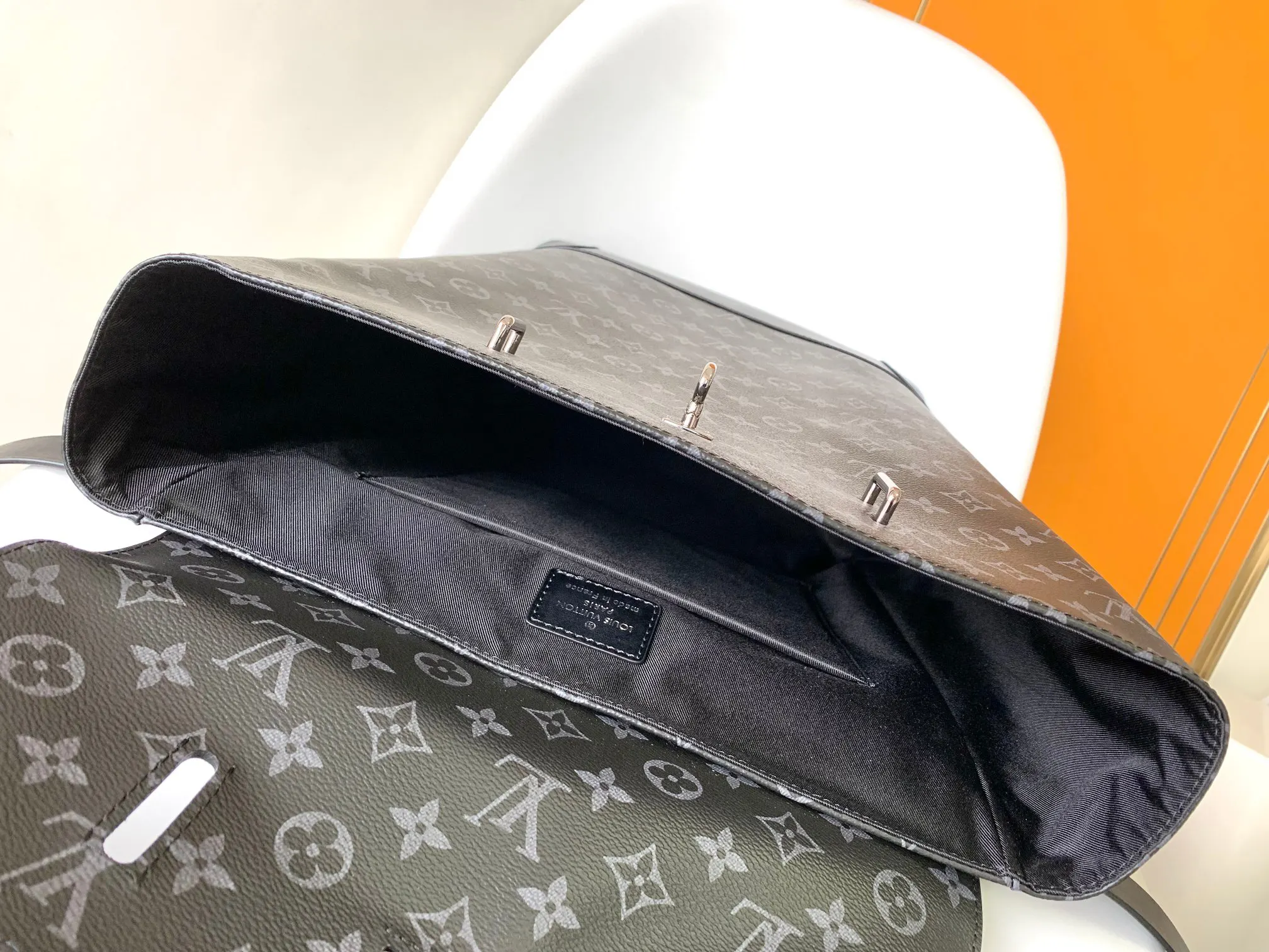 Louis Vuitton Backpack Image 9 Louis Vuitton Backpack Image 9