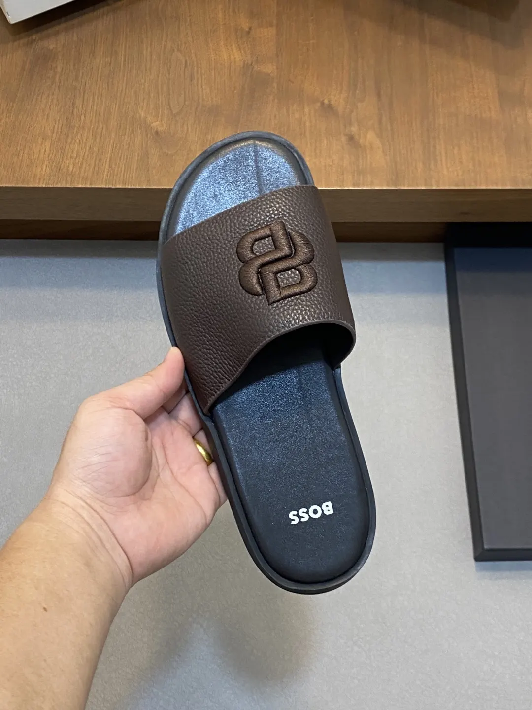 精選 SS 拖鞋 轻便舒適款(數字7) 精選 SS 拖鞋 轻便舒適款(數字7)