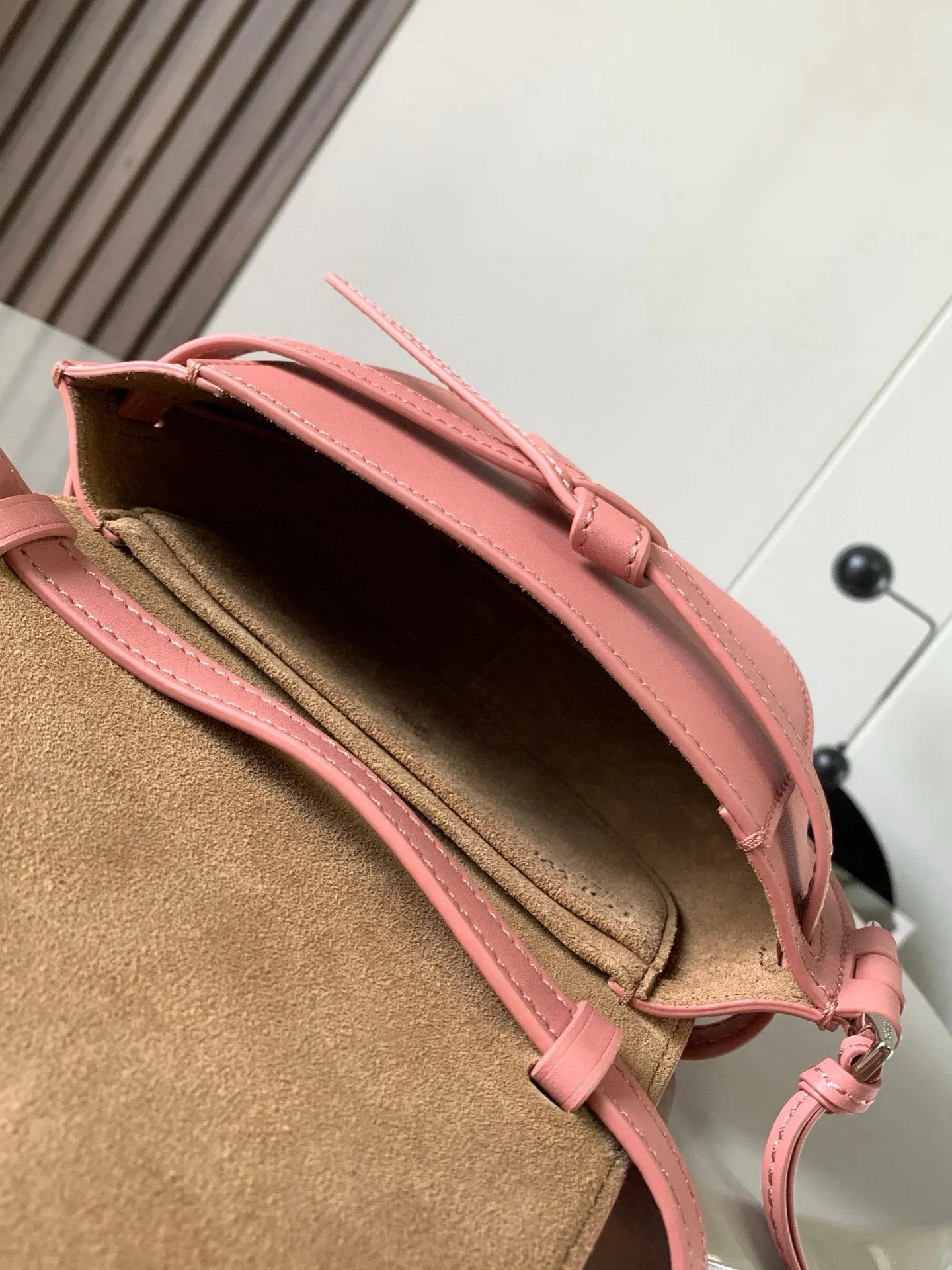 Crossbody Bag Lightweight Leather