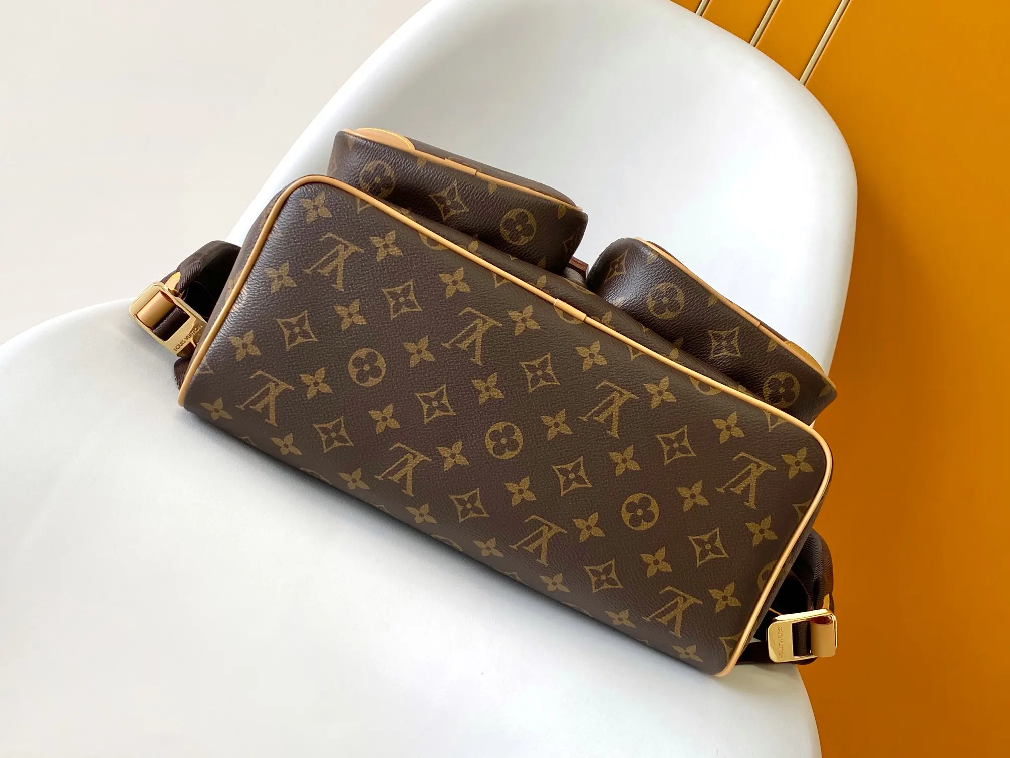 Fashion Item Travel Canvas