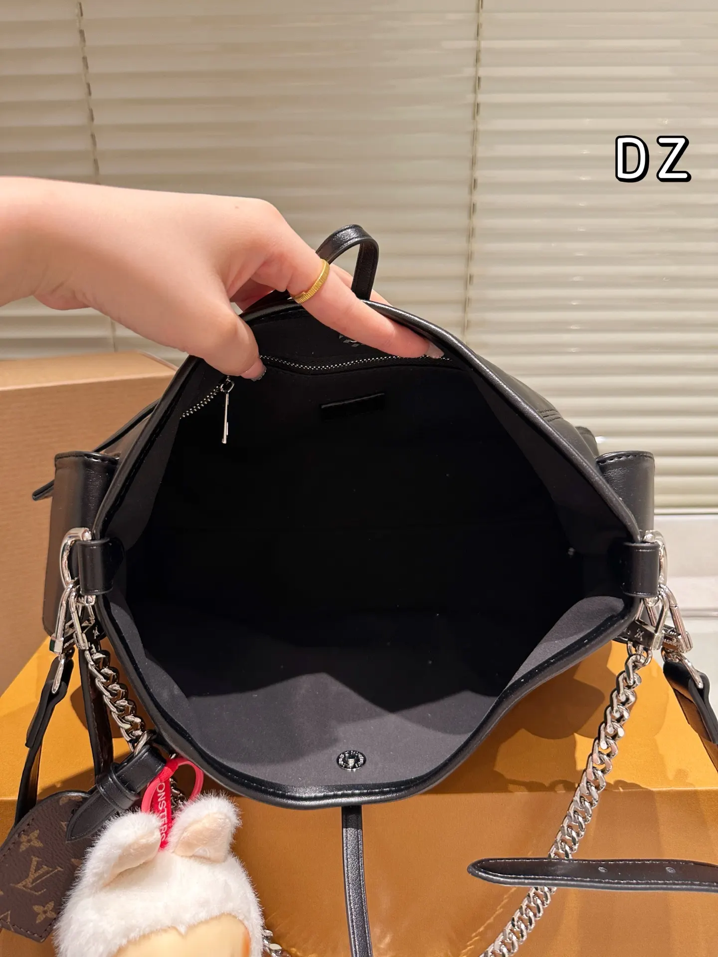 CarryAll 牛皮 盒 CARRYALLDARK 斜背包 輕便斜挎款