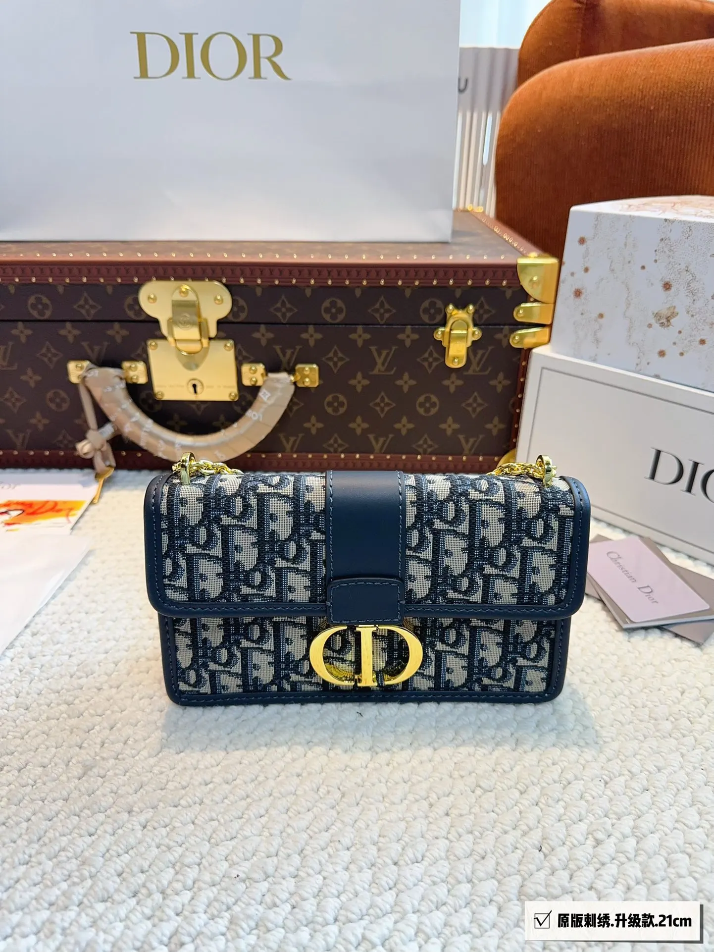 Dior 老花 蓝色 Montaigne蒙田包 方正 斜挎包 轻便斜挎款